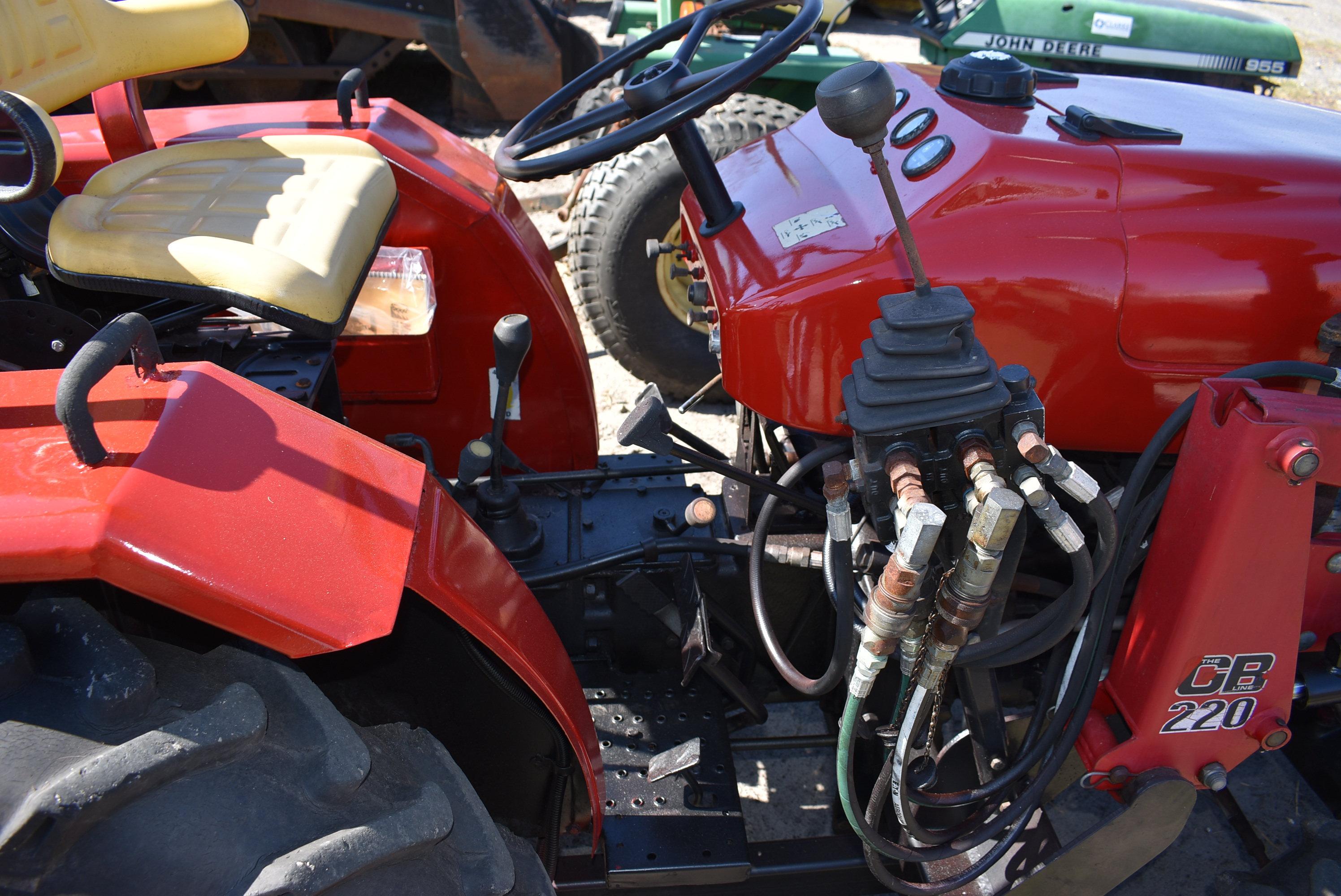 Nortrac NT254 4x4 Tractor Loader