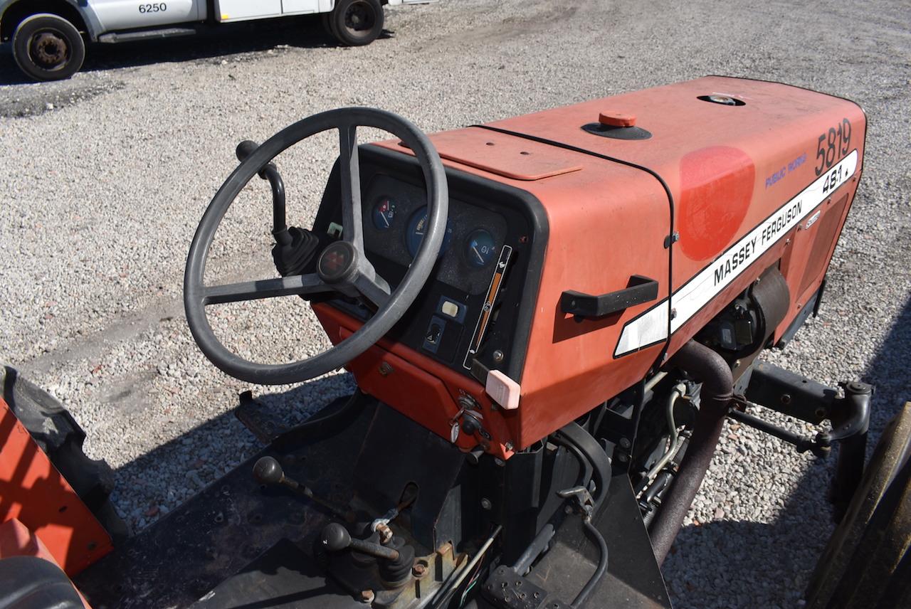 Massey Ferguson 481 Ag Tractor