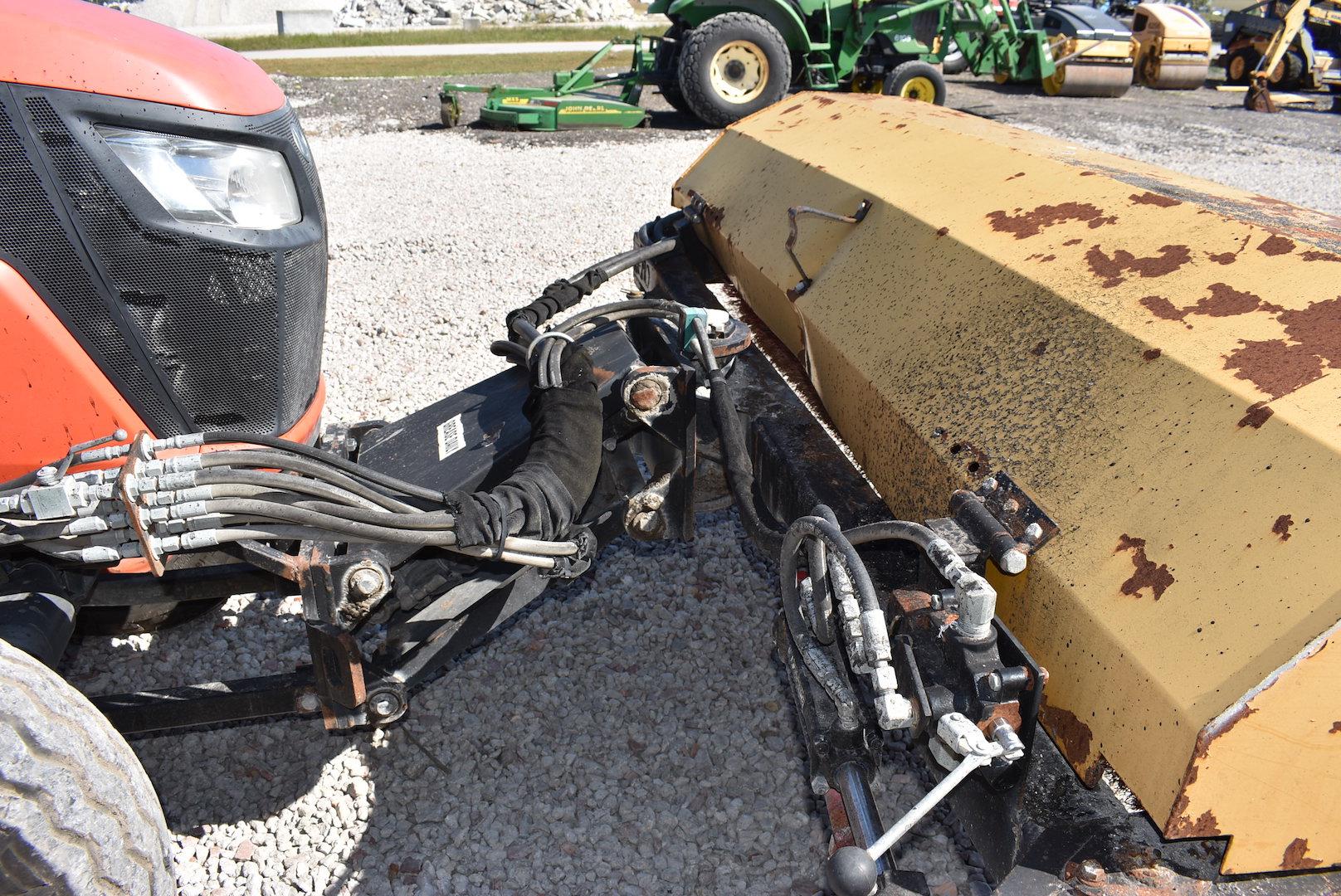 2015 Kubota MX5200F Broom Sweeper Tractor