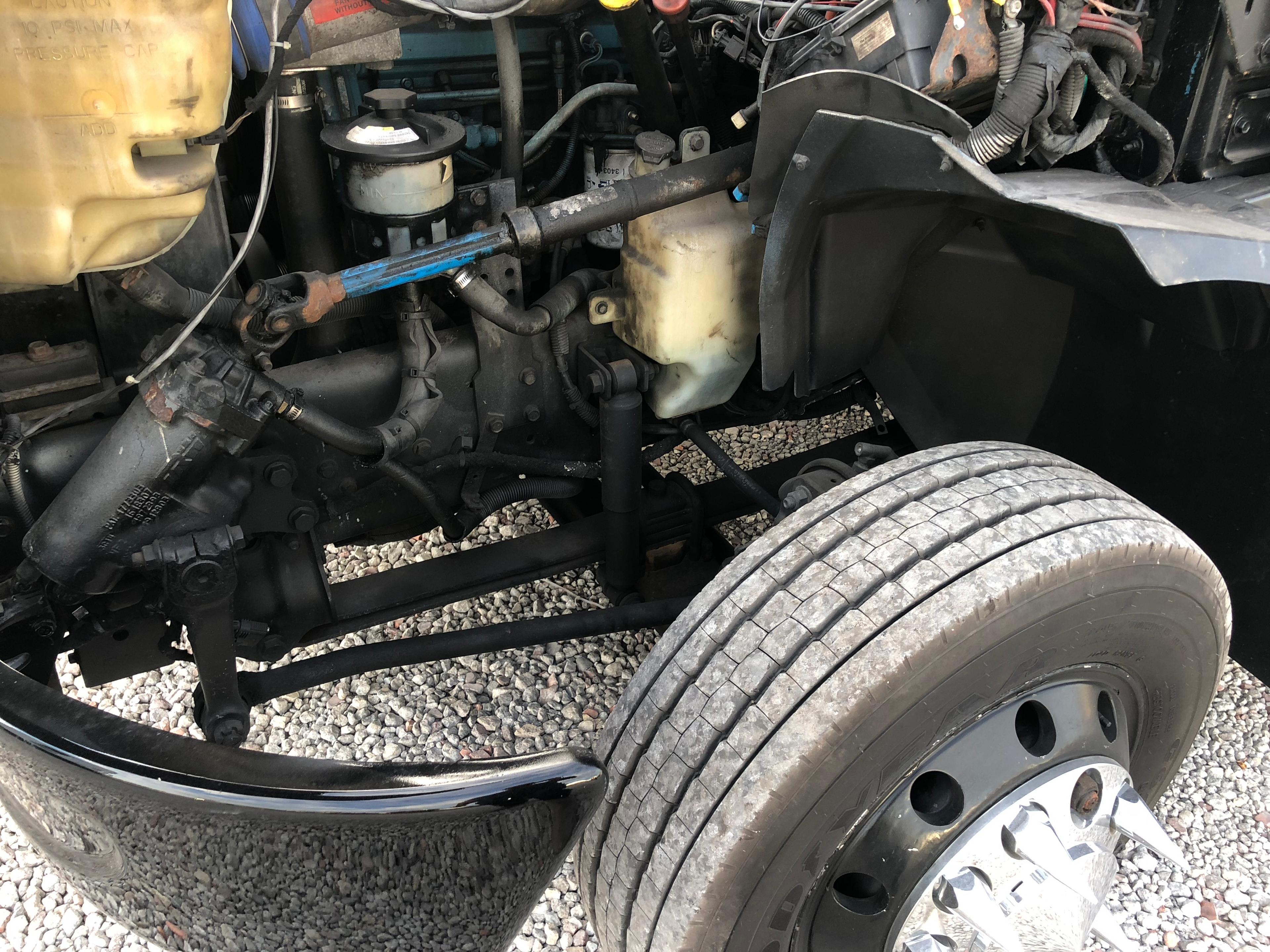 2004 International 3200 Limo Bus