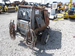 Lincoln Command 400 Welder