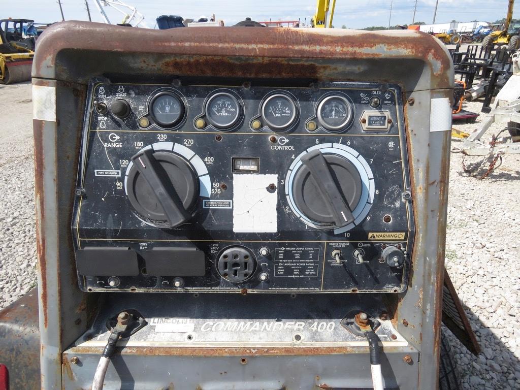 Lincoln Command 400 Welder