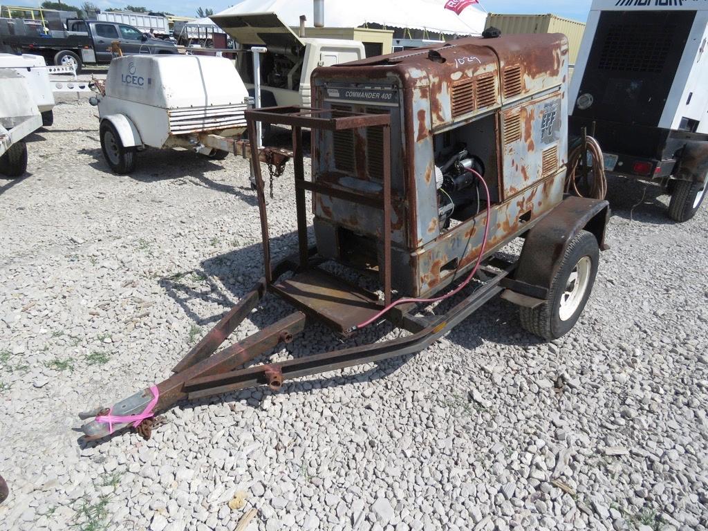 Lincoln Command 400 Welder