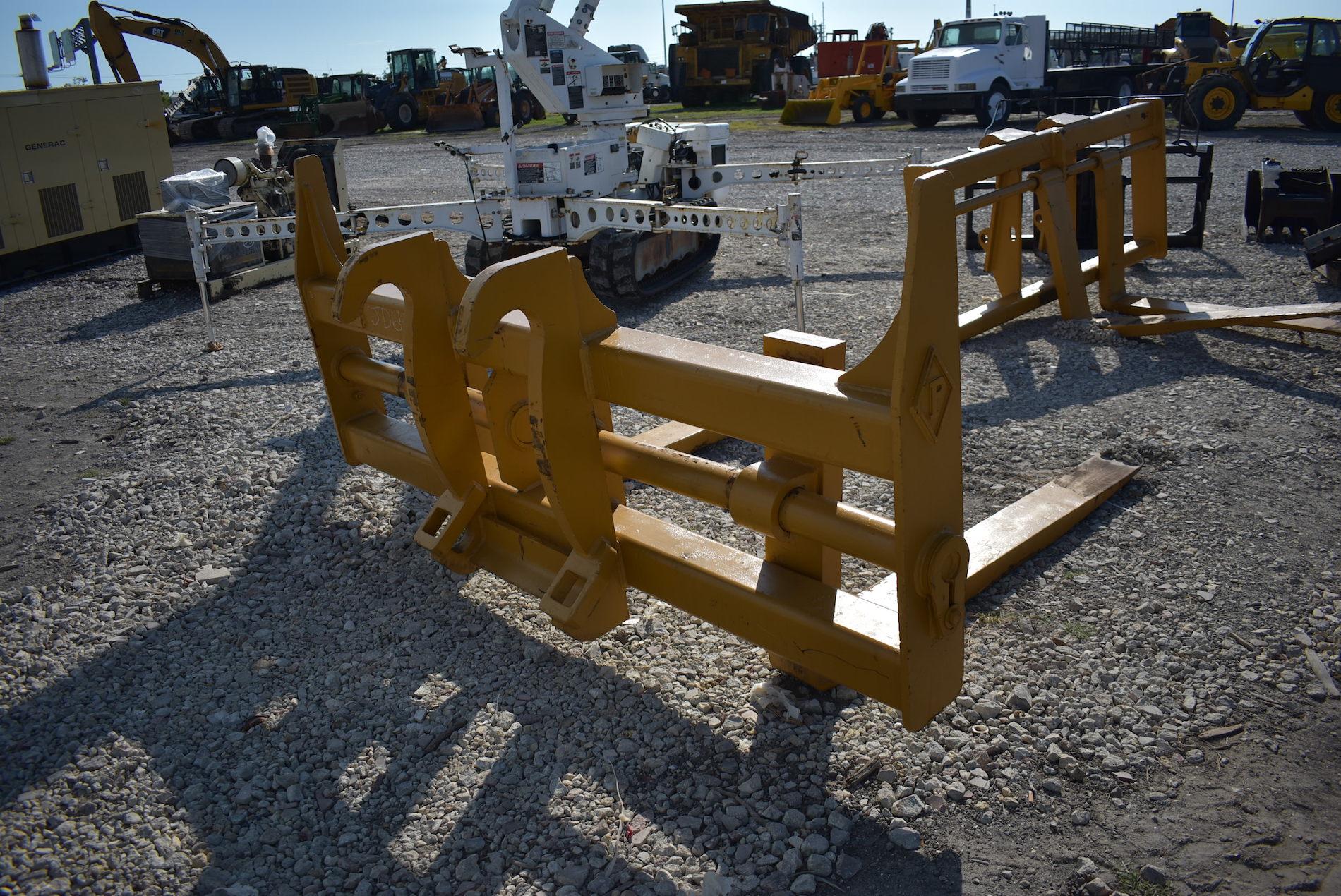 Pemberton 70in Quick Attach Loader Forks