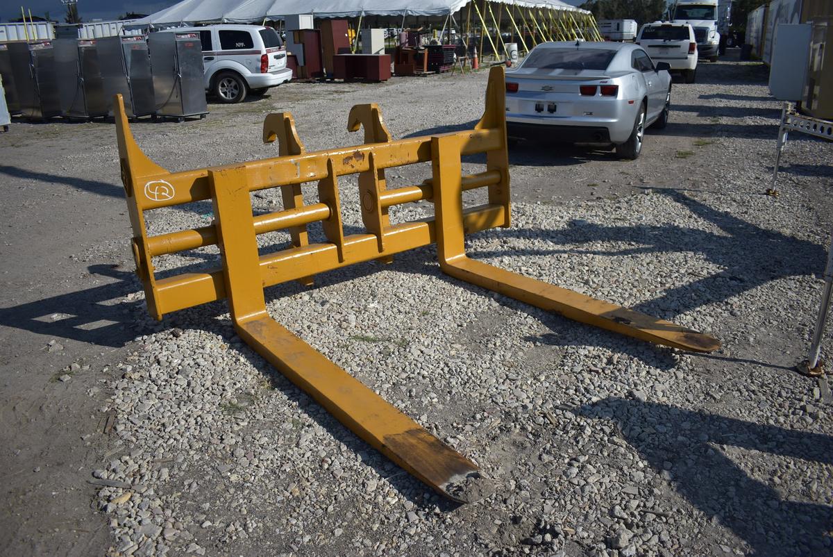Pemberton 70in Quick Attach Loader Forks