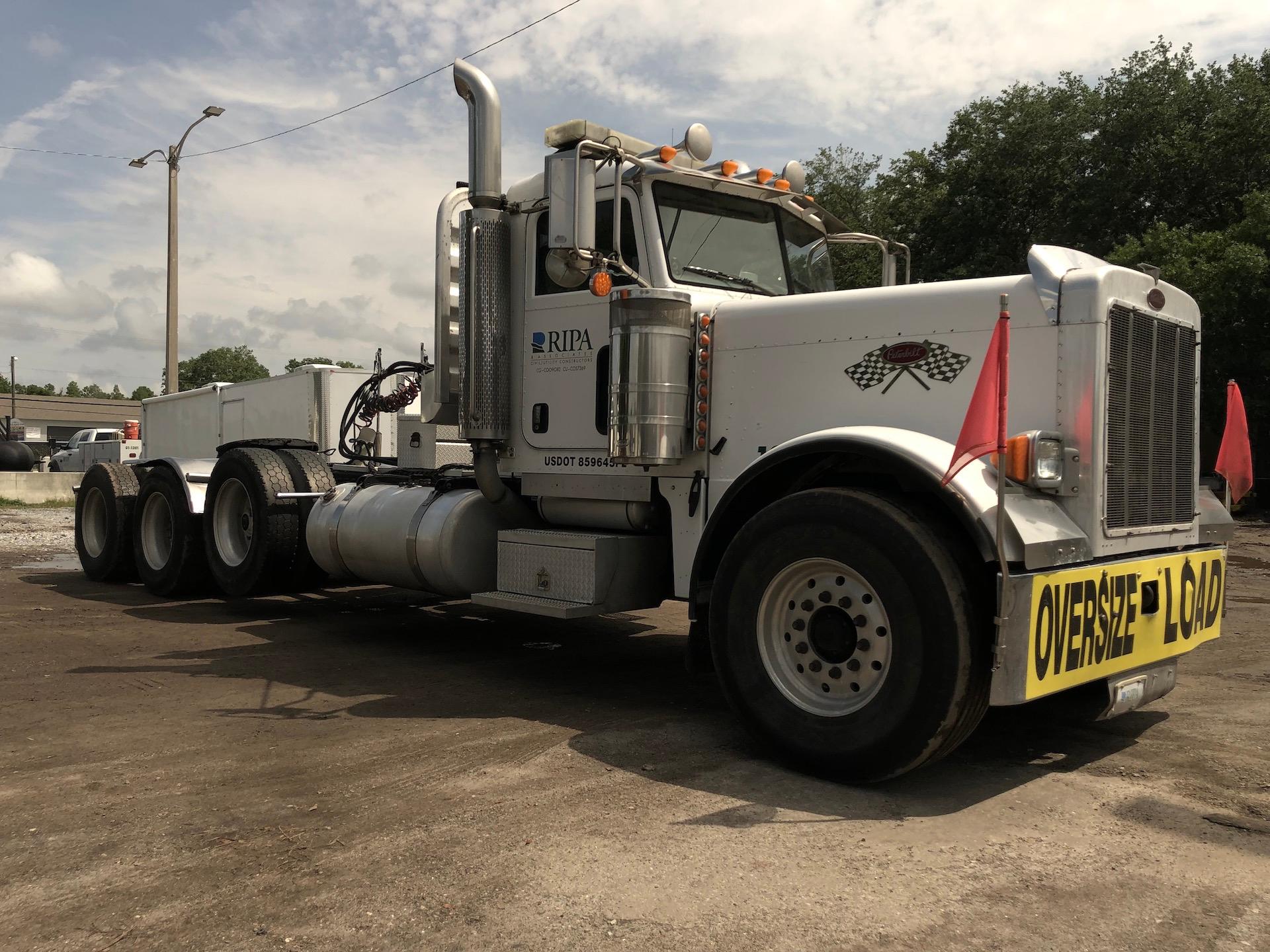 2005 Peterbilt 379 Tri Axle Truck Tractor (wetkit)