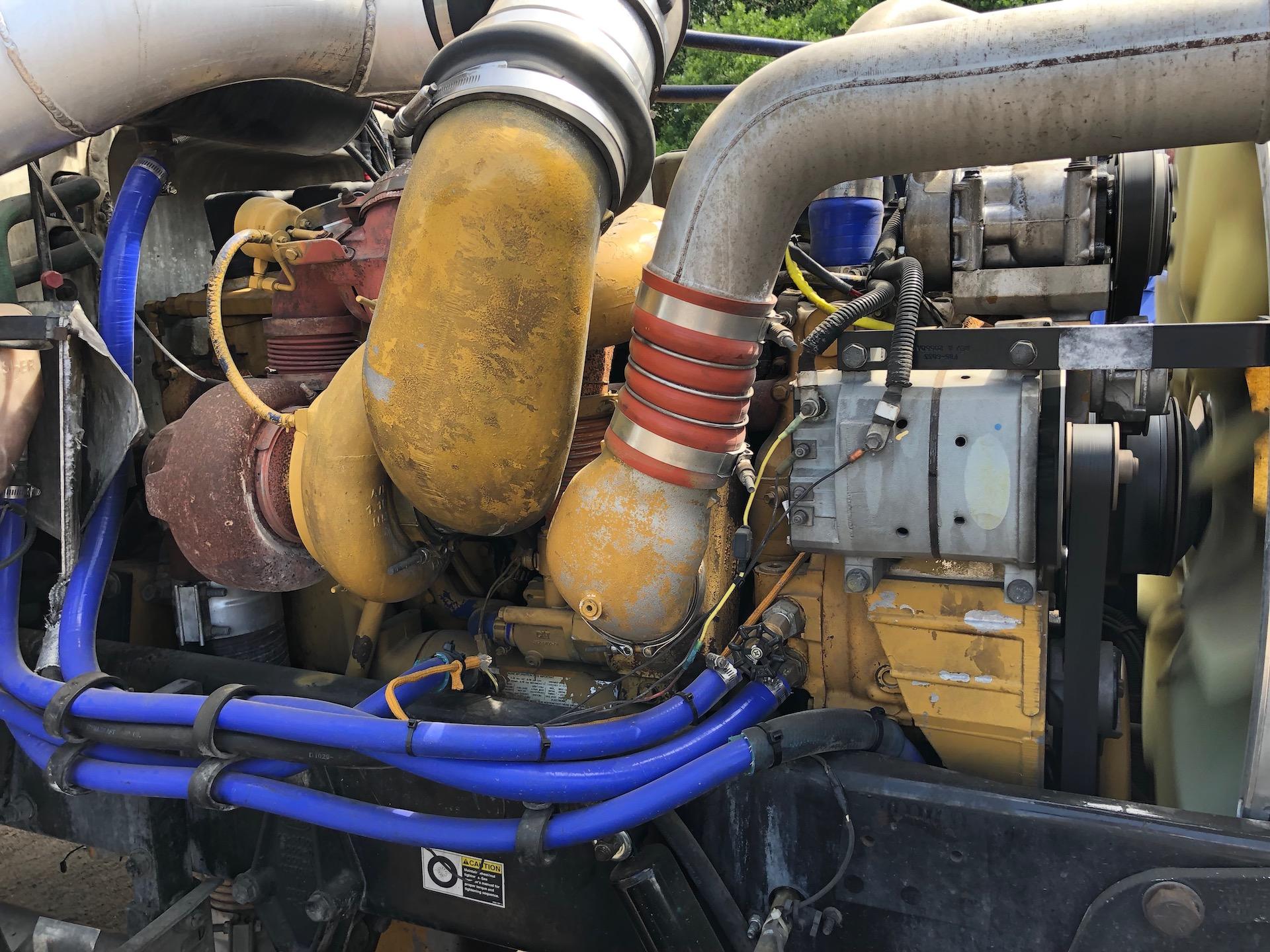 2005 Peterbilt 379 Tri Axle Truck Tractor (wetkit)