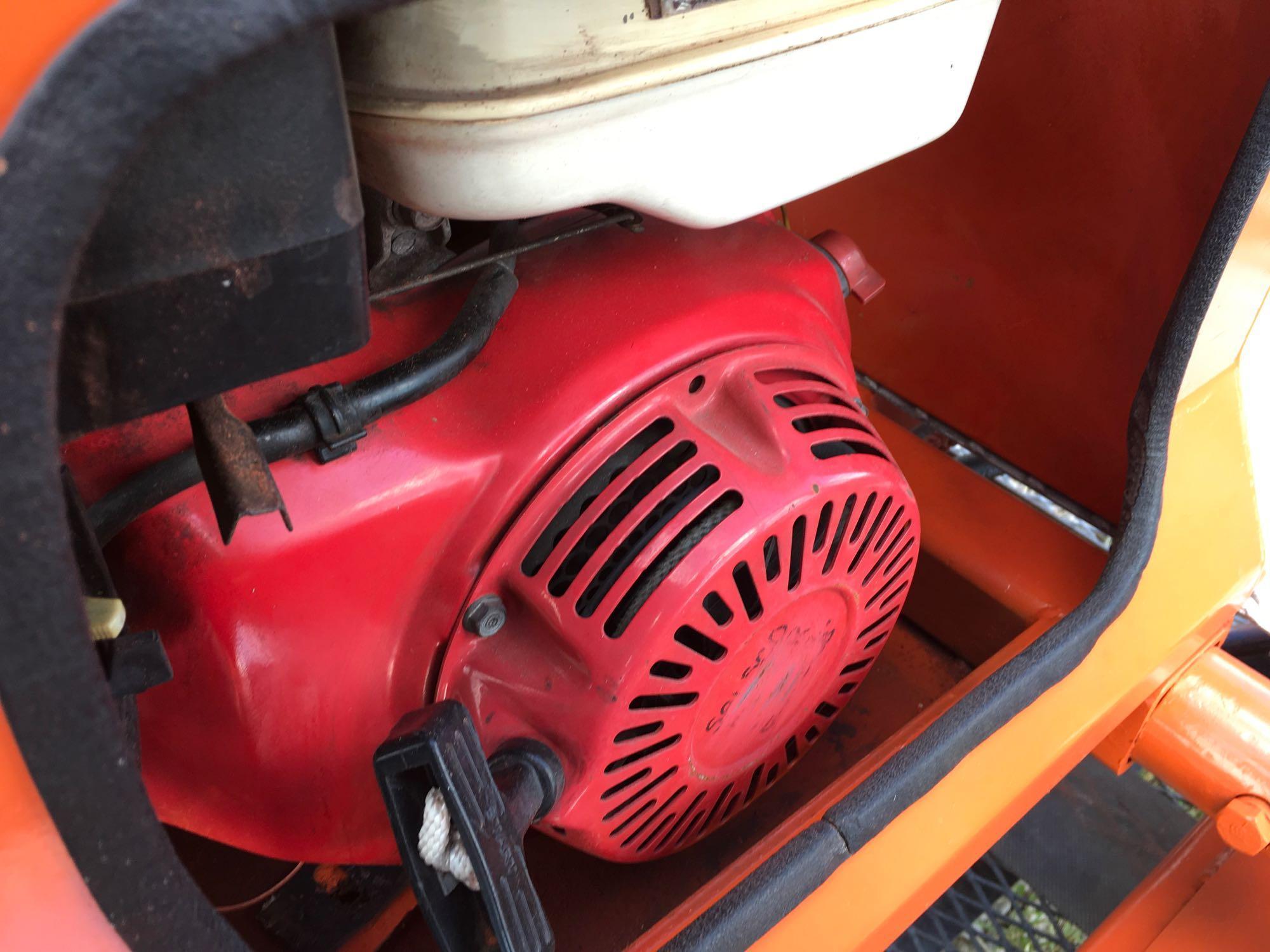 Salsco Greens Roller 09010 with Trailer