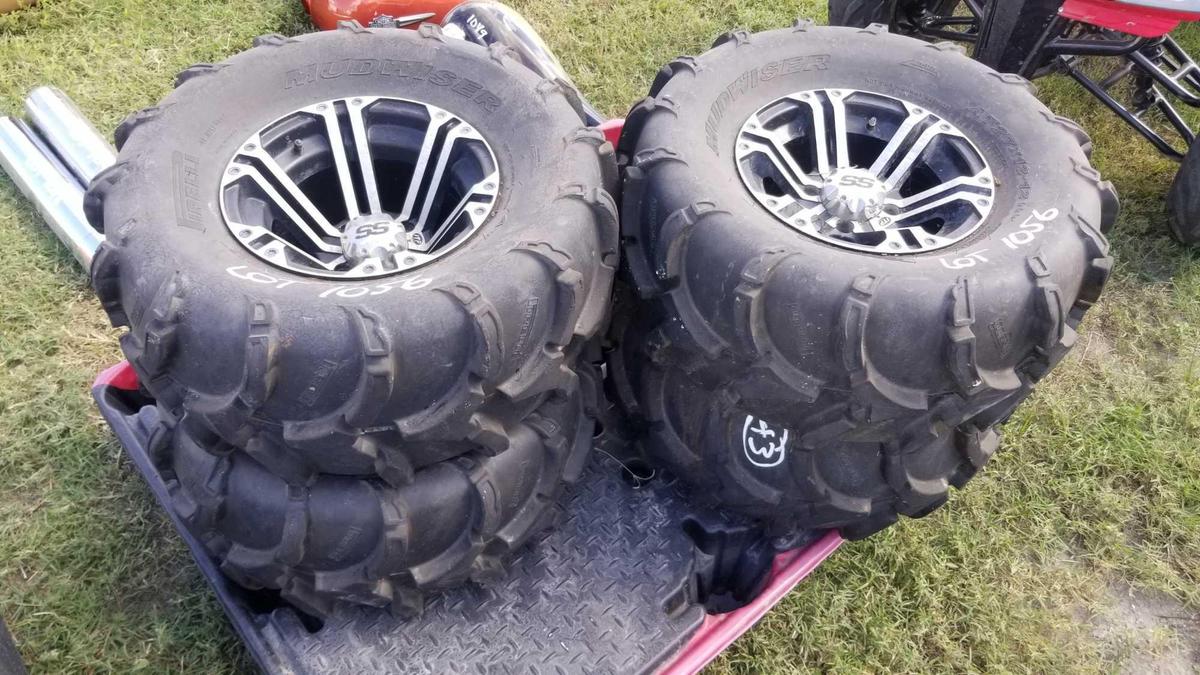 4 Pirelli Mudweiser AT27x12-12 Tires with SS Wheels