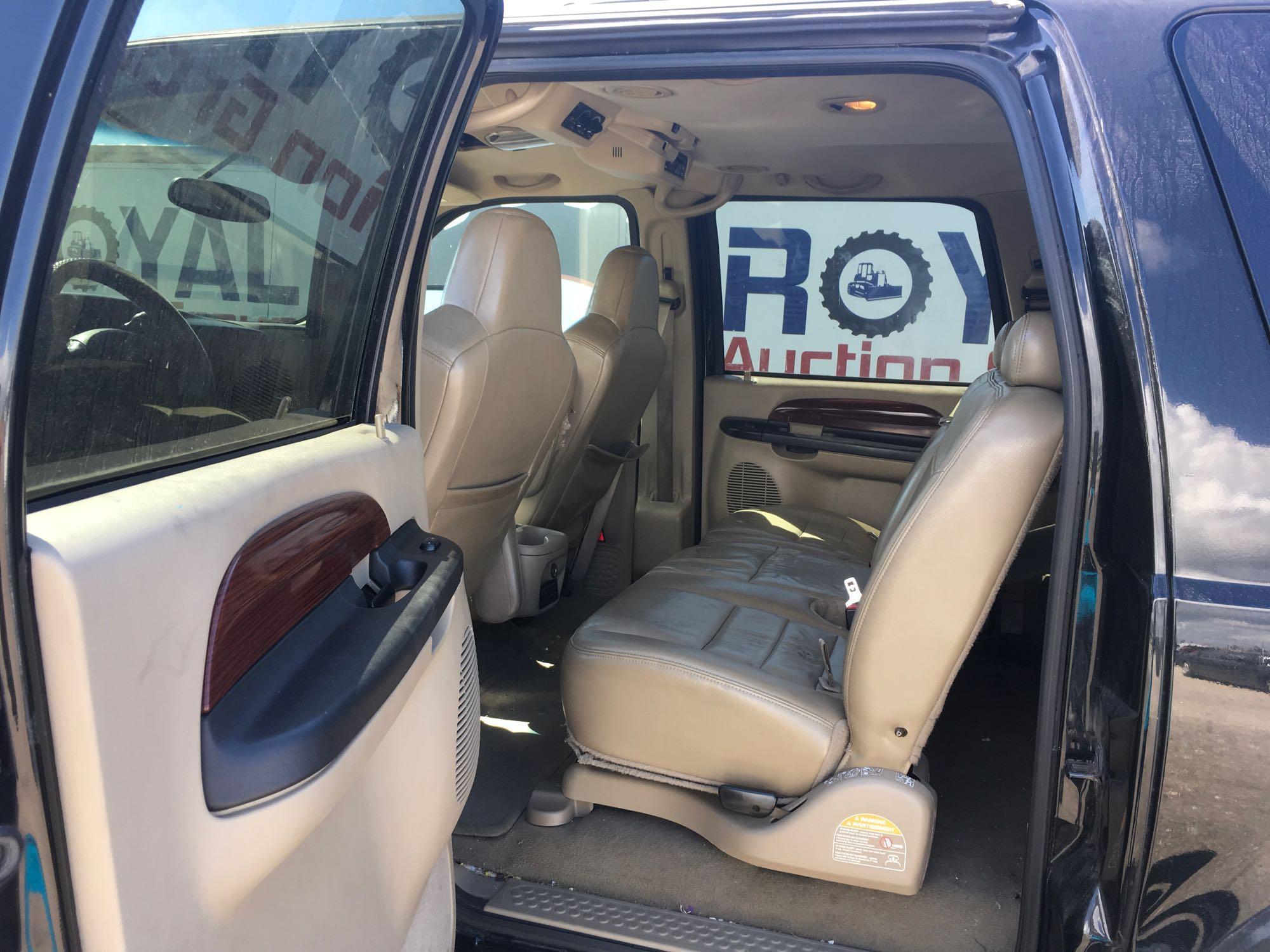 2005 Ford Excursion 4x4 Sport Utility Vehicle