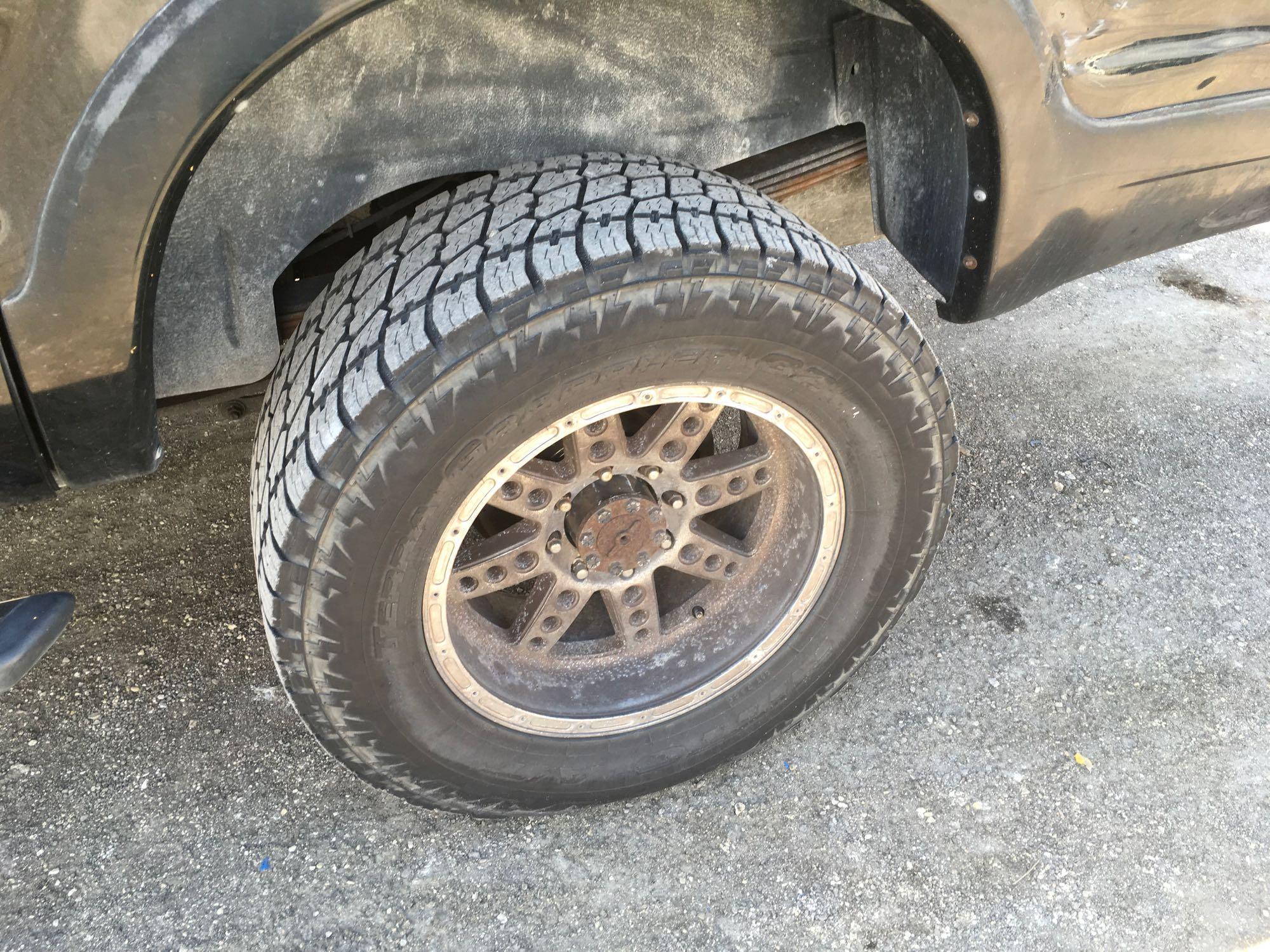 2005 Ford Excursion 4x4 Sport Utility Vehicle
