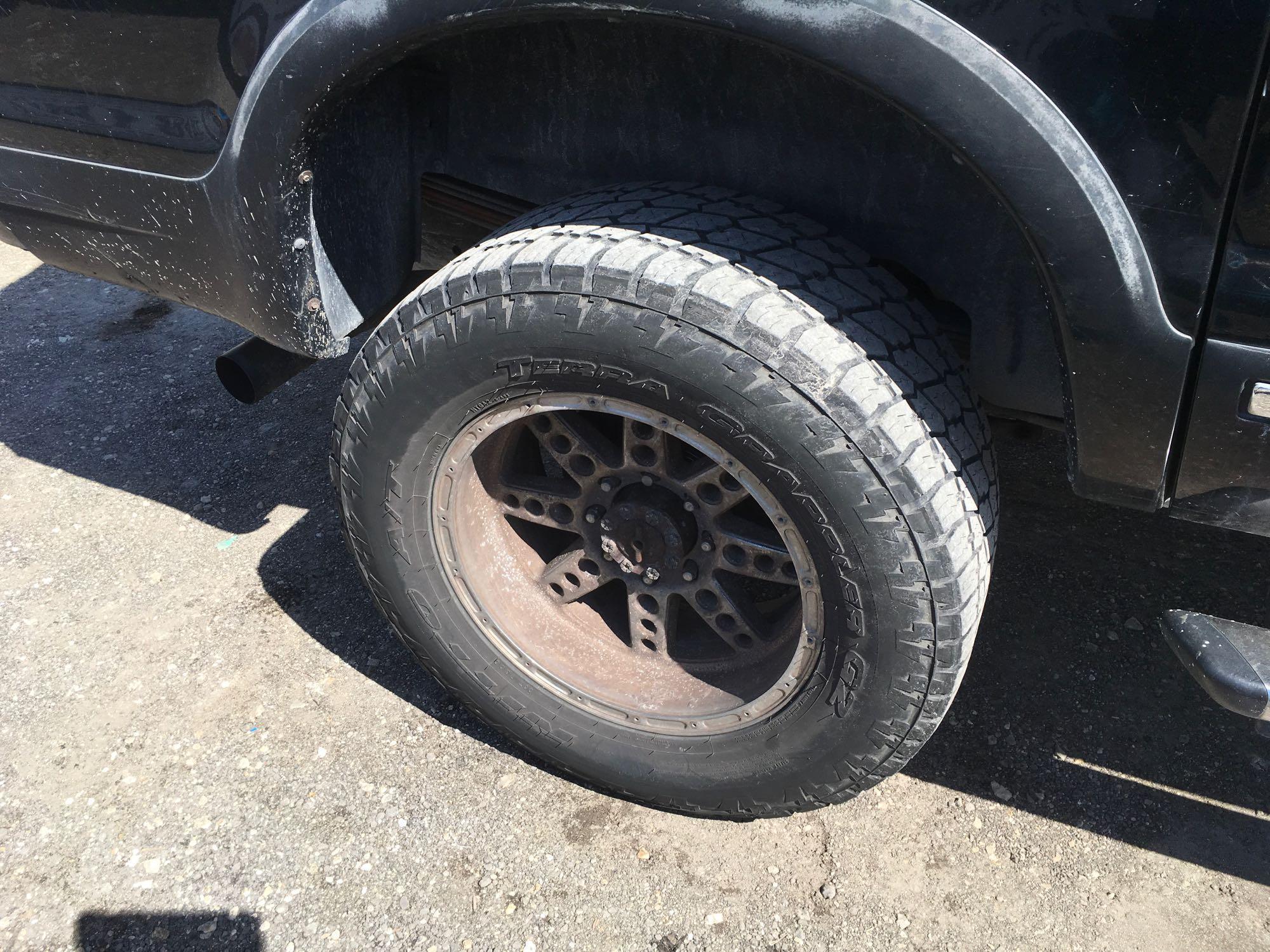 2005 Ford Excursion 4x4 Sport Utility Vehicle