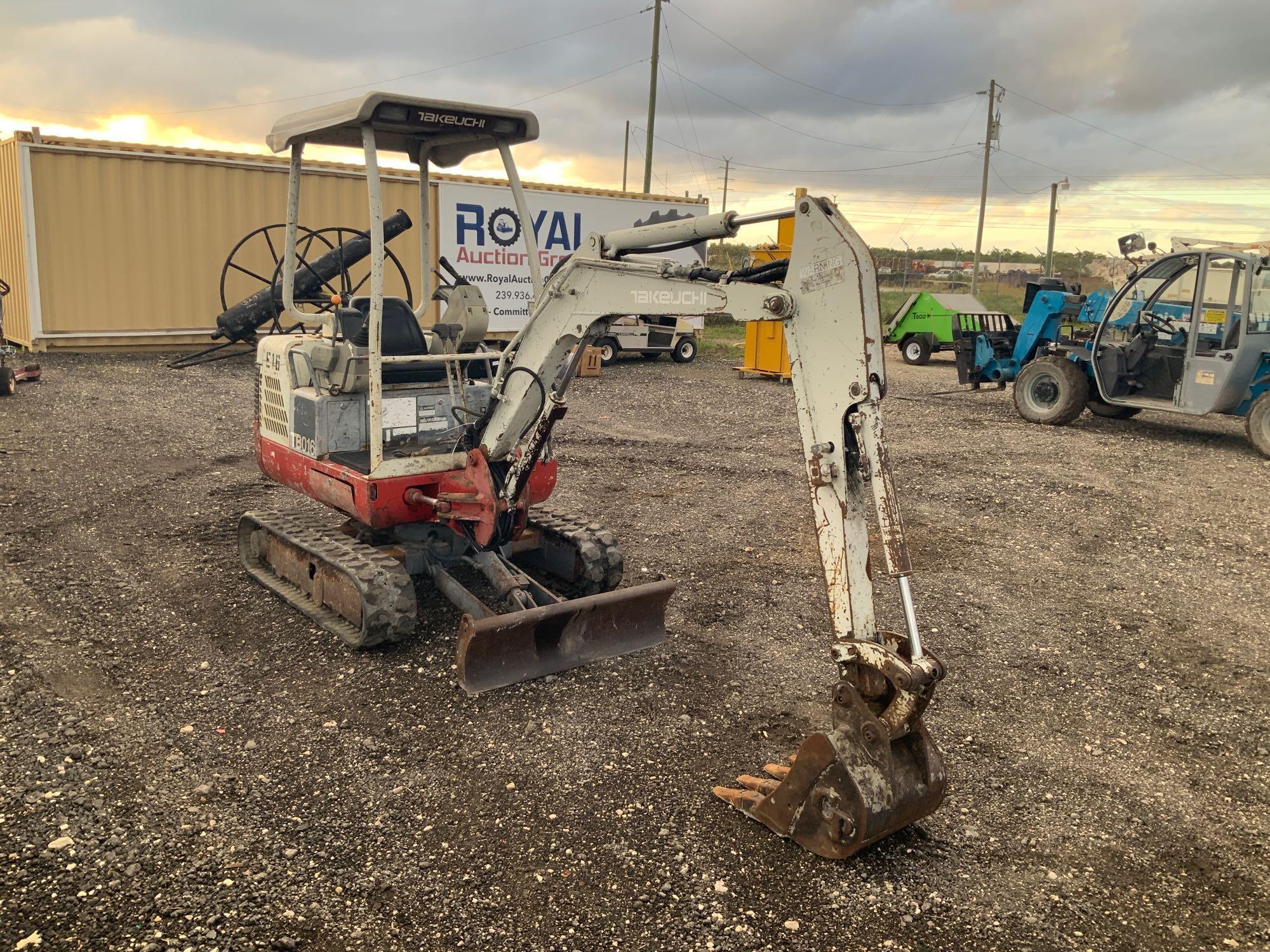 Takeuchi TB016 Mini Excavator