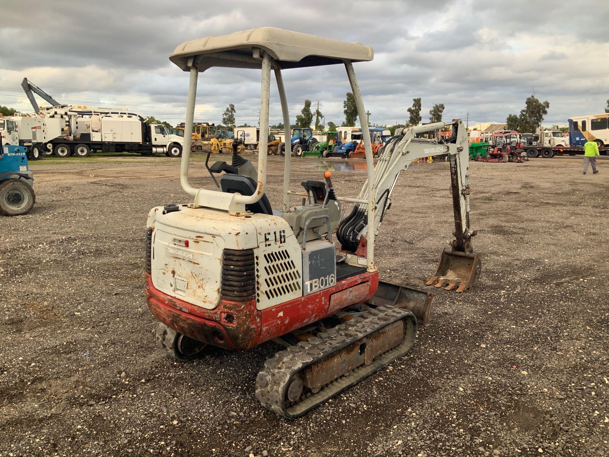 Takeuchi TB016 Mini Excavator