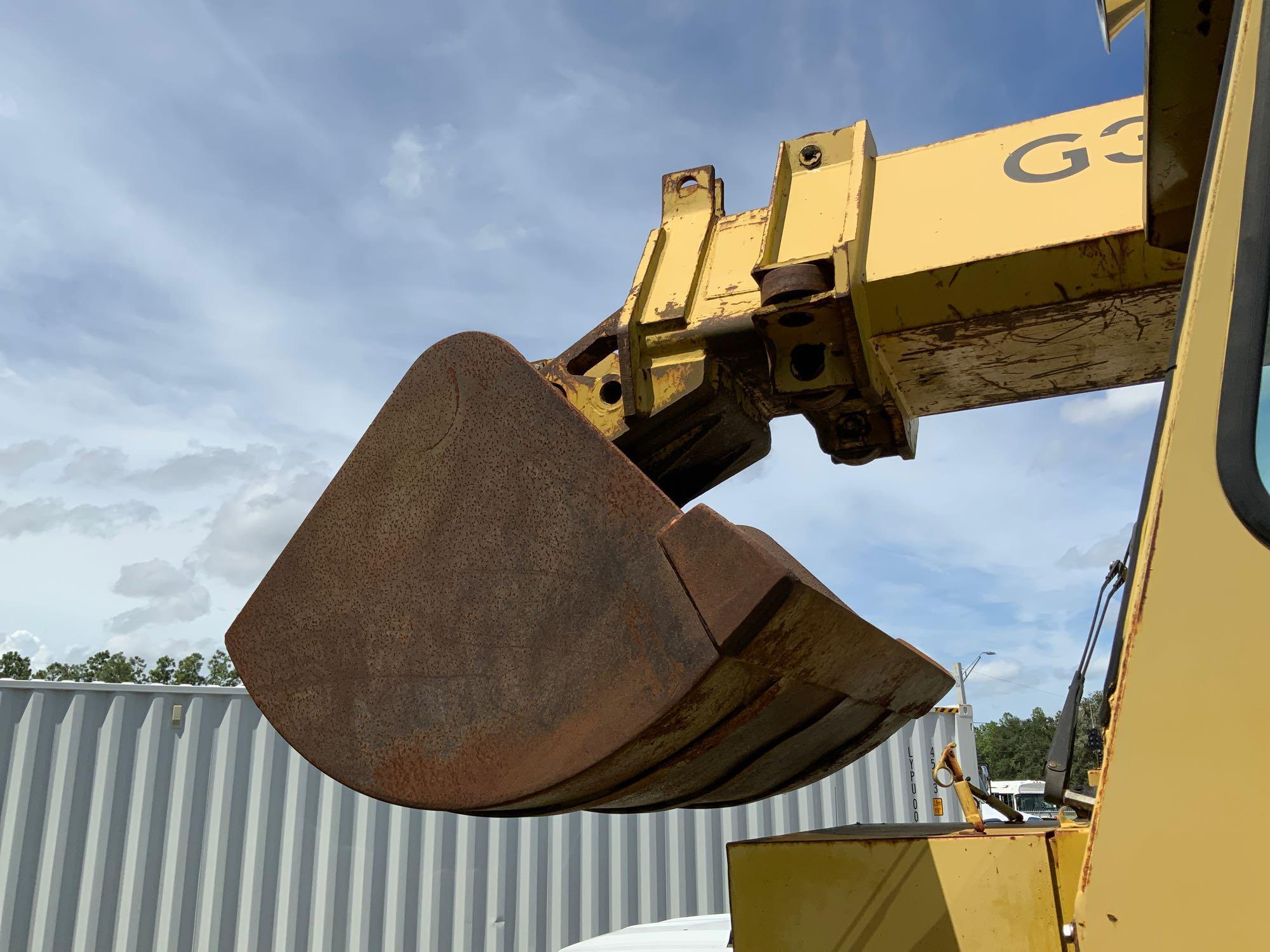 1994 Gradall G3WD 4x4 Grading Excavator with Attachments
