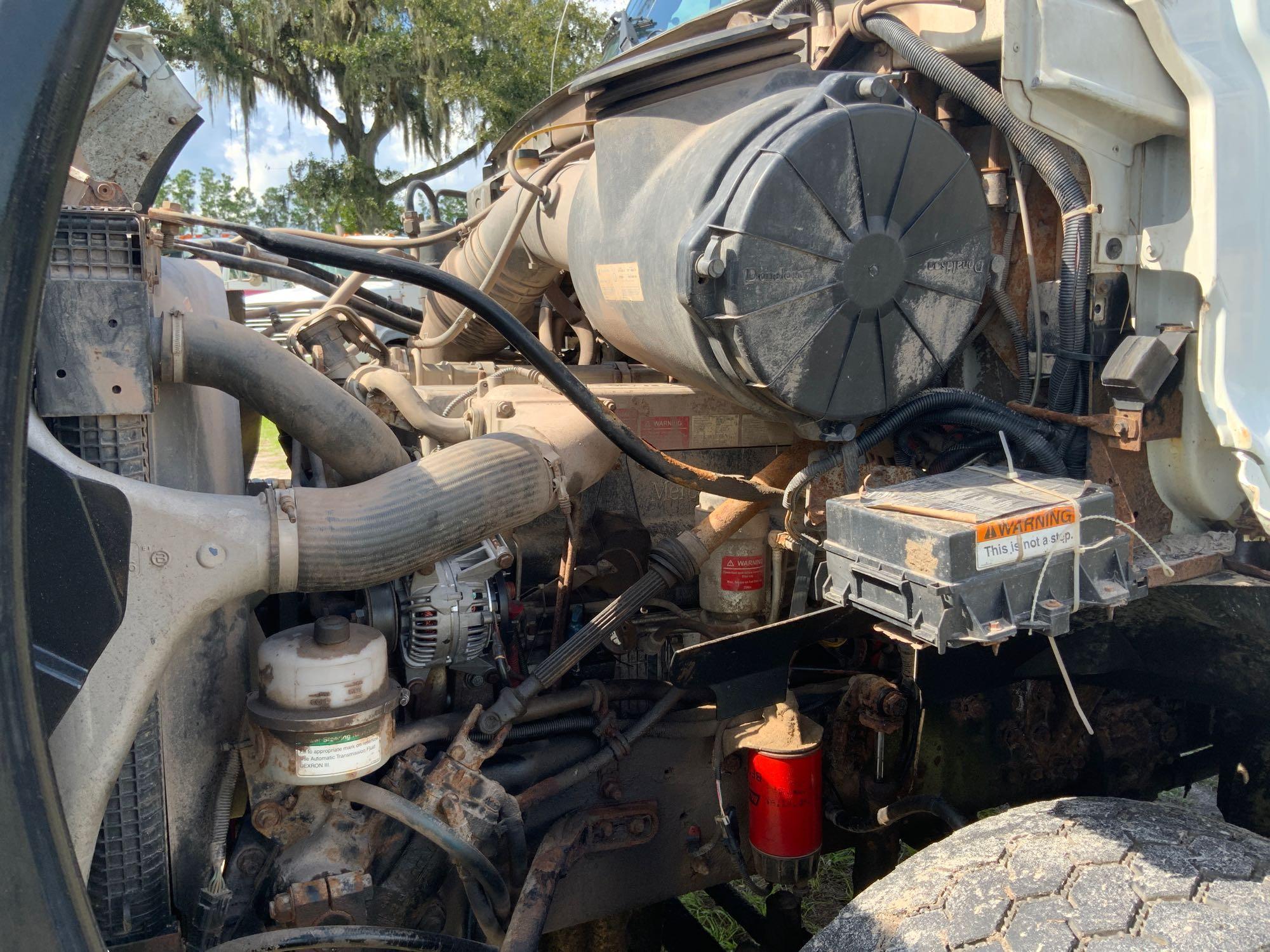 2007 Sterling L9500 T/A Rolloff Truck