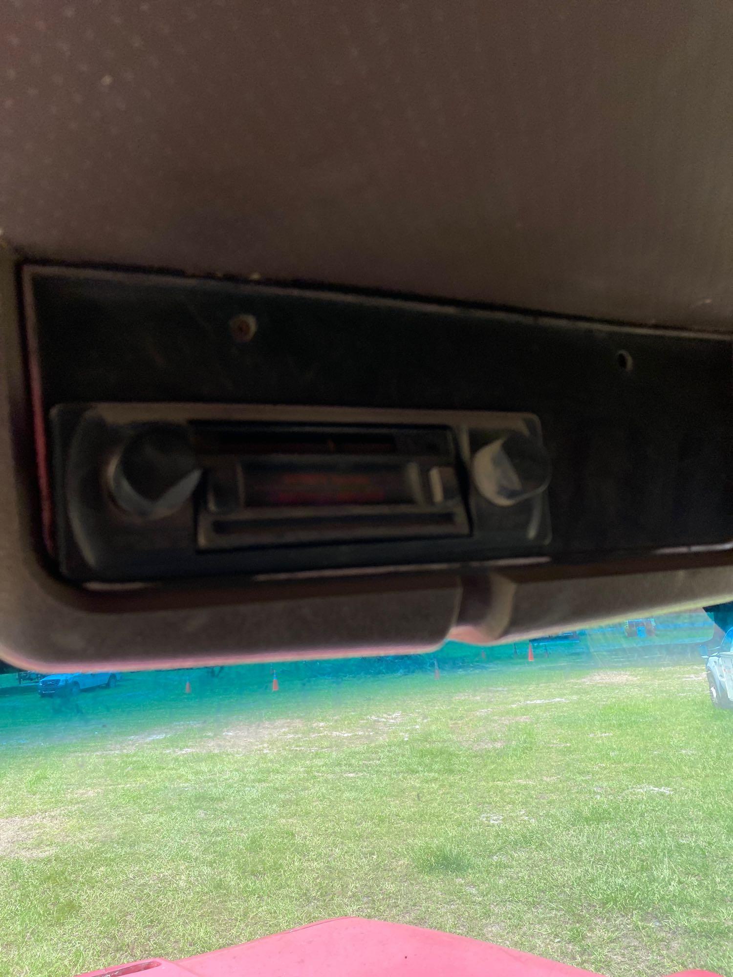 1979 Ford Custom Cab Tri-Axle Dump Truck