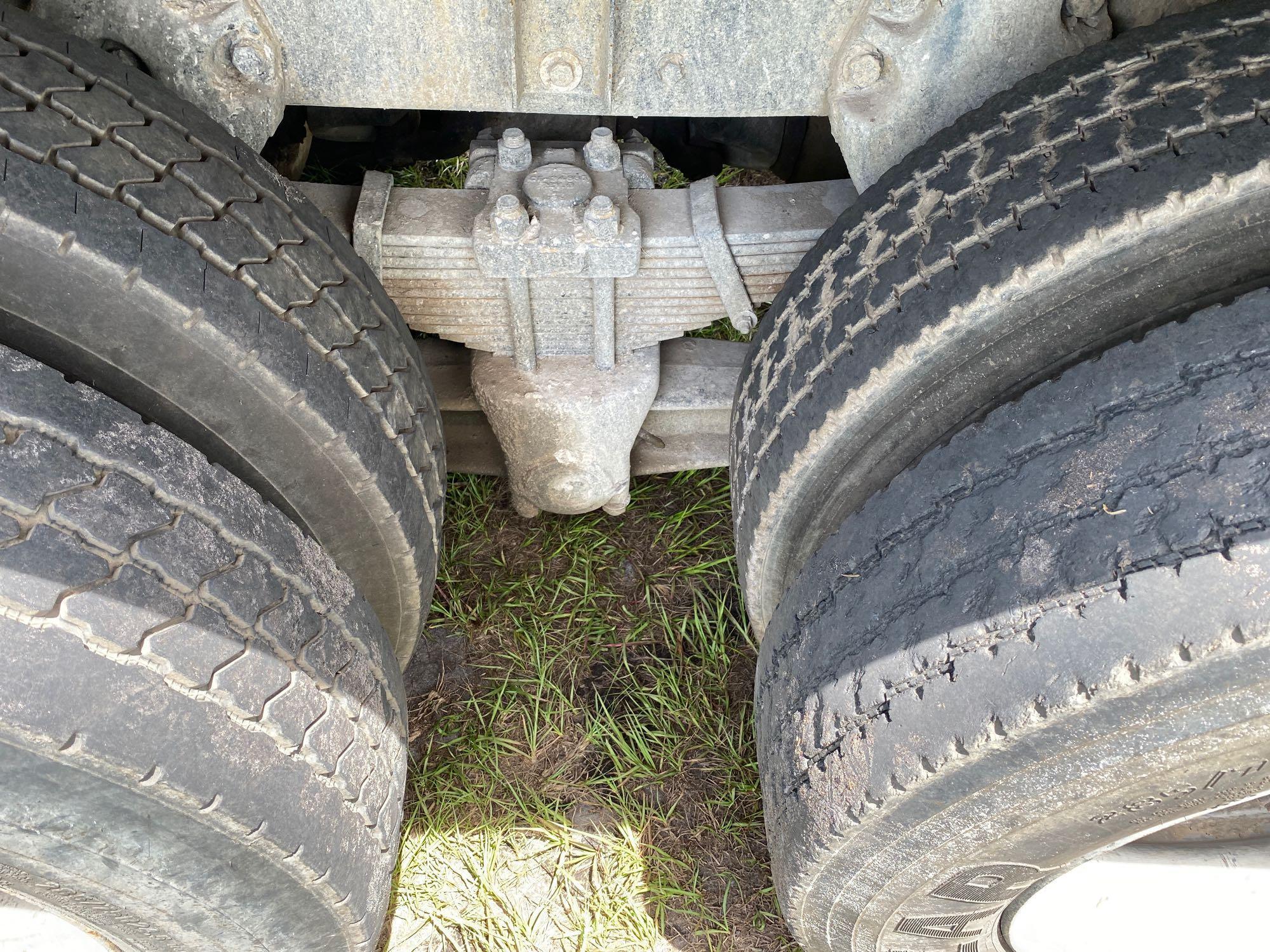 1979 Ford Custom Cab Tri-Axle Dump Truck