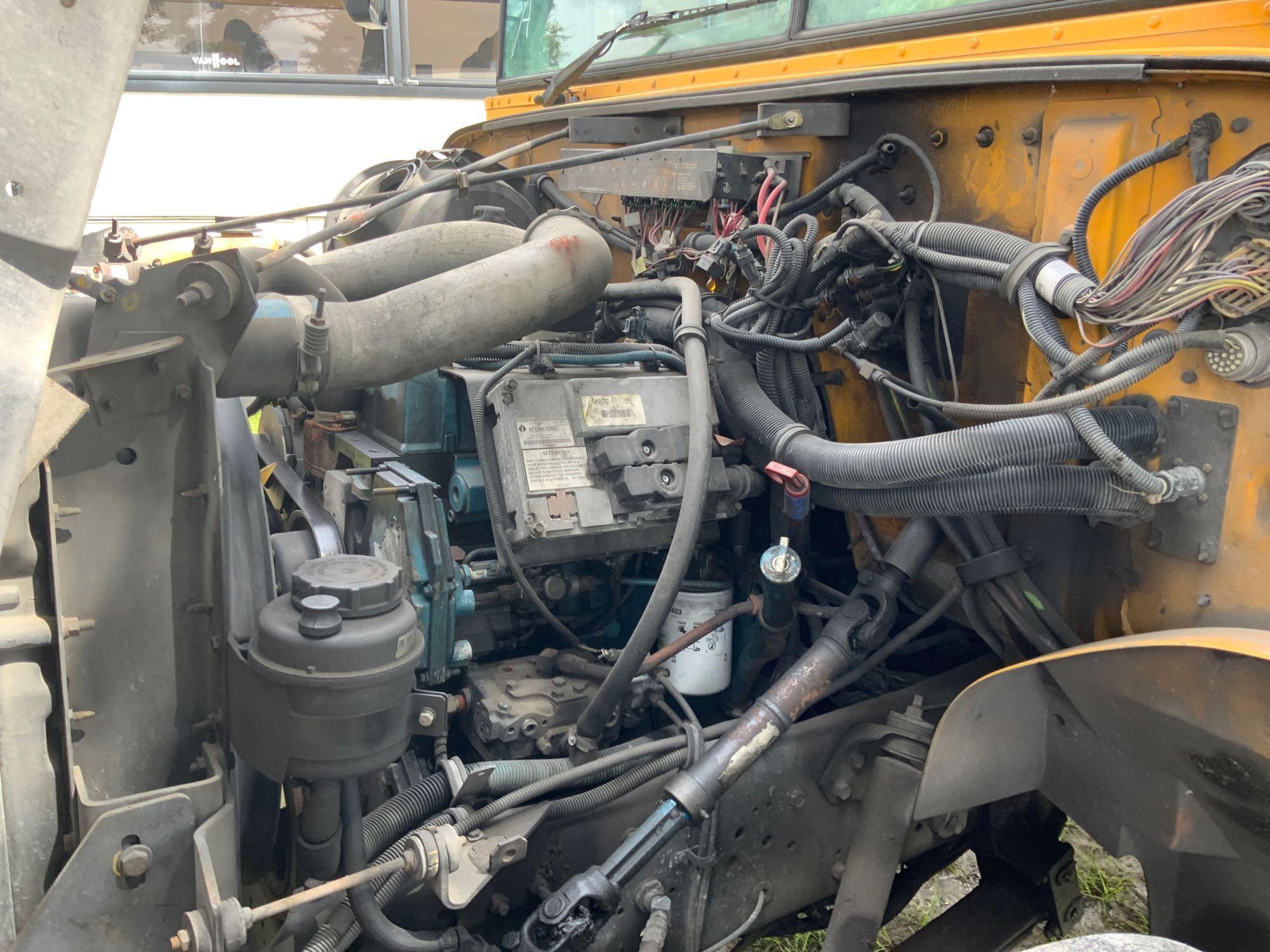 2004 IC Corporation 3000IC 66 Passenger Bus