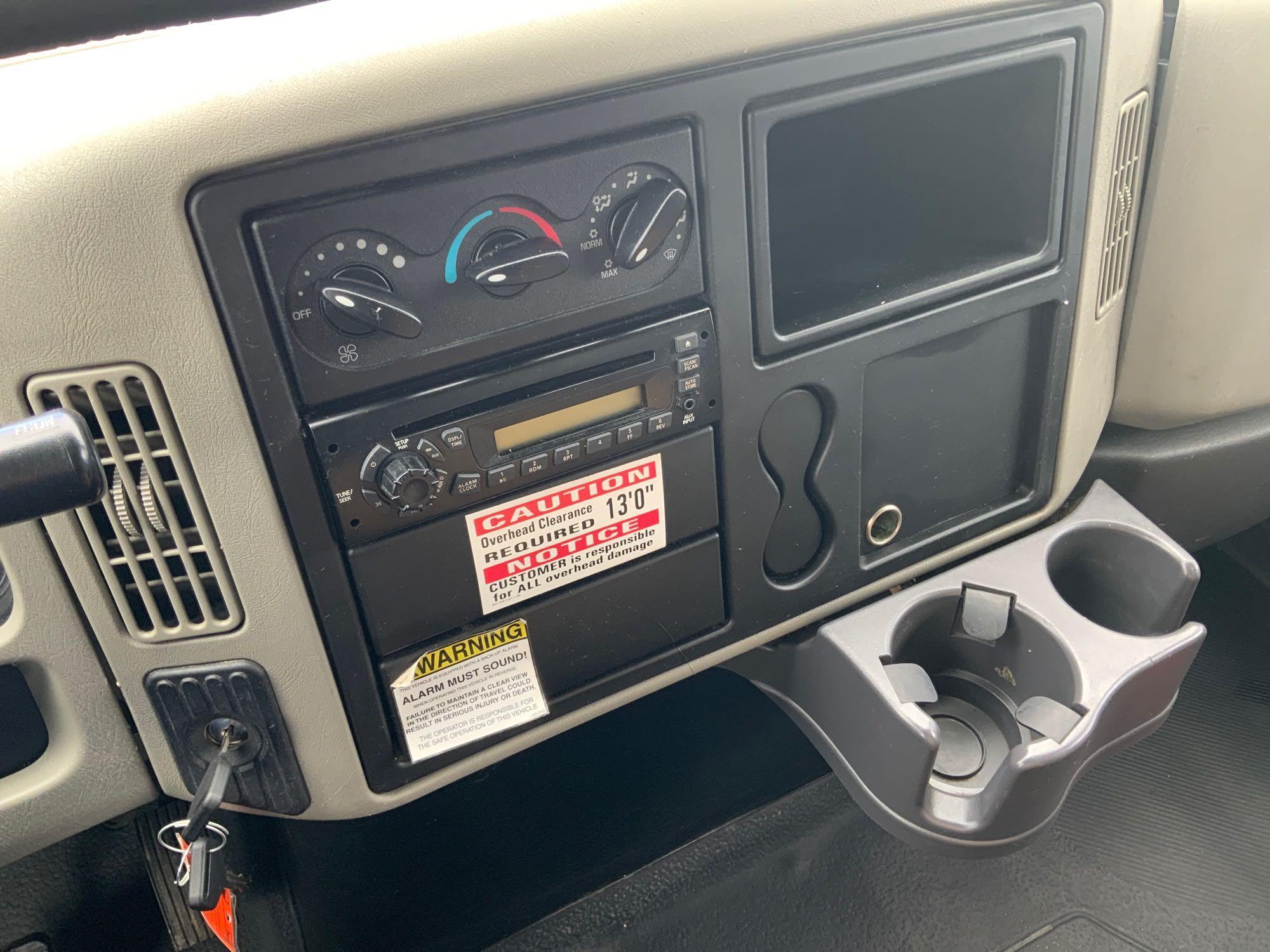 2013 International DuraStar 4300 Box Truck