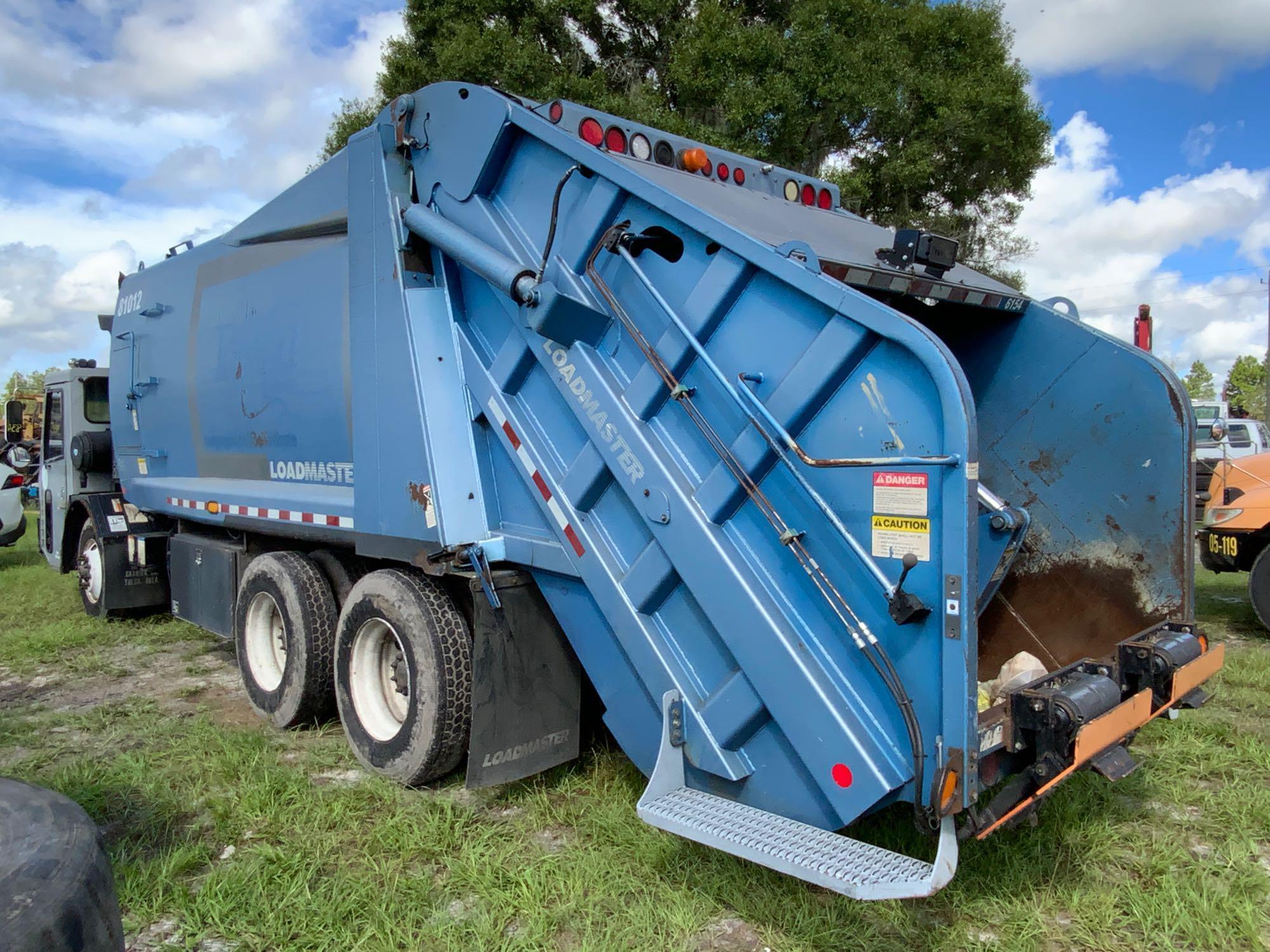 2008 Crane Carrier Co. Loadmaster Rear Packer Garbage Truck
