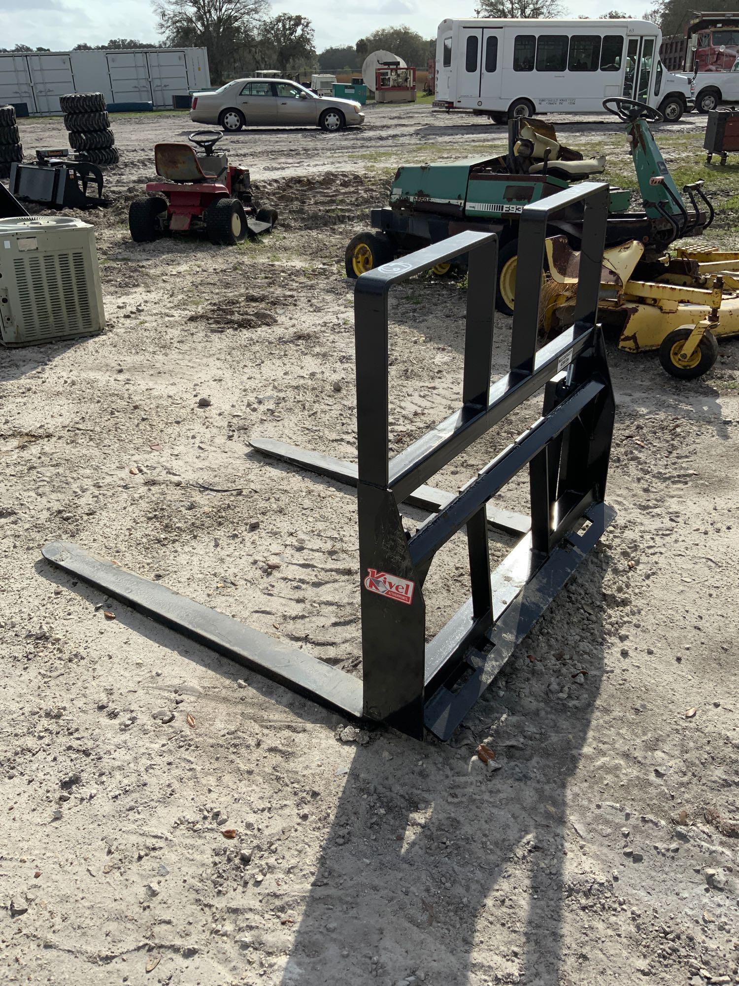 Unused Kivel Skid Steer Step Through 48in 4,200lb Forks and Frame