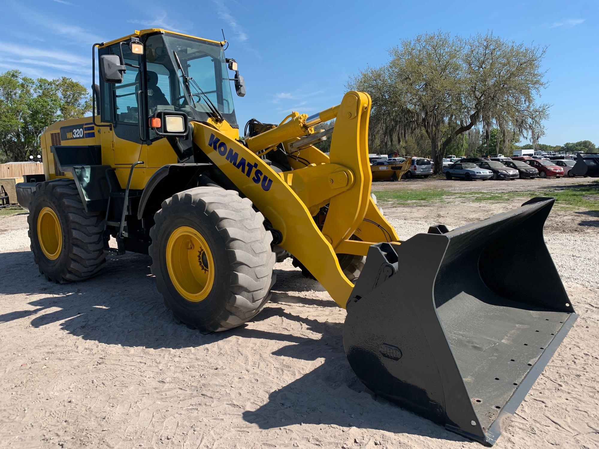 2014 Komatsu WA320-7 Articulated Wheel Loader