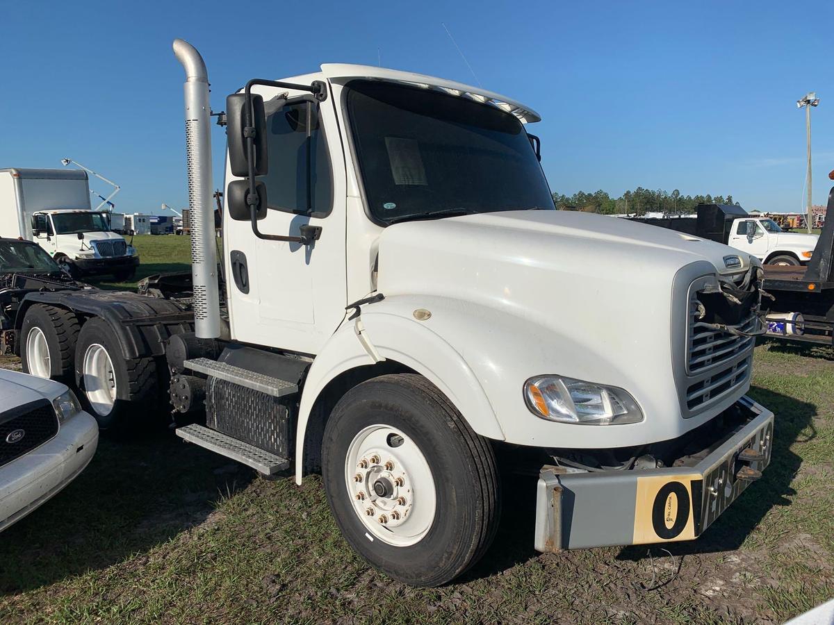 2014 Freightliner M2 T/A Truck Tractor