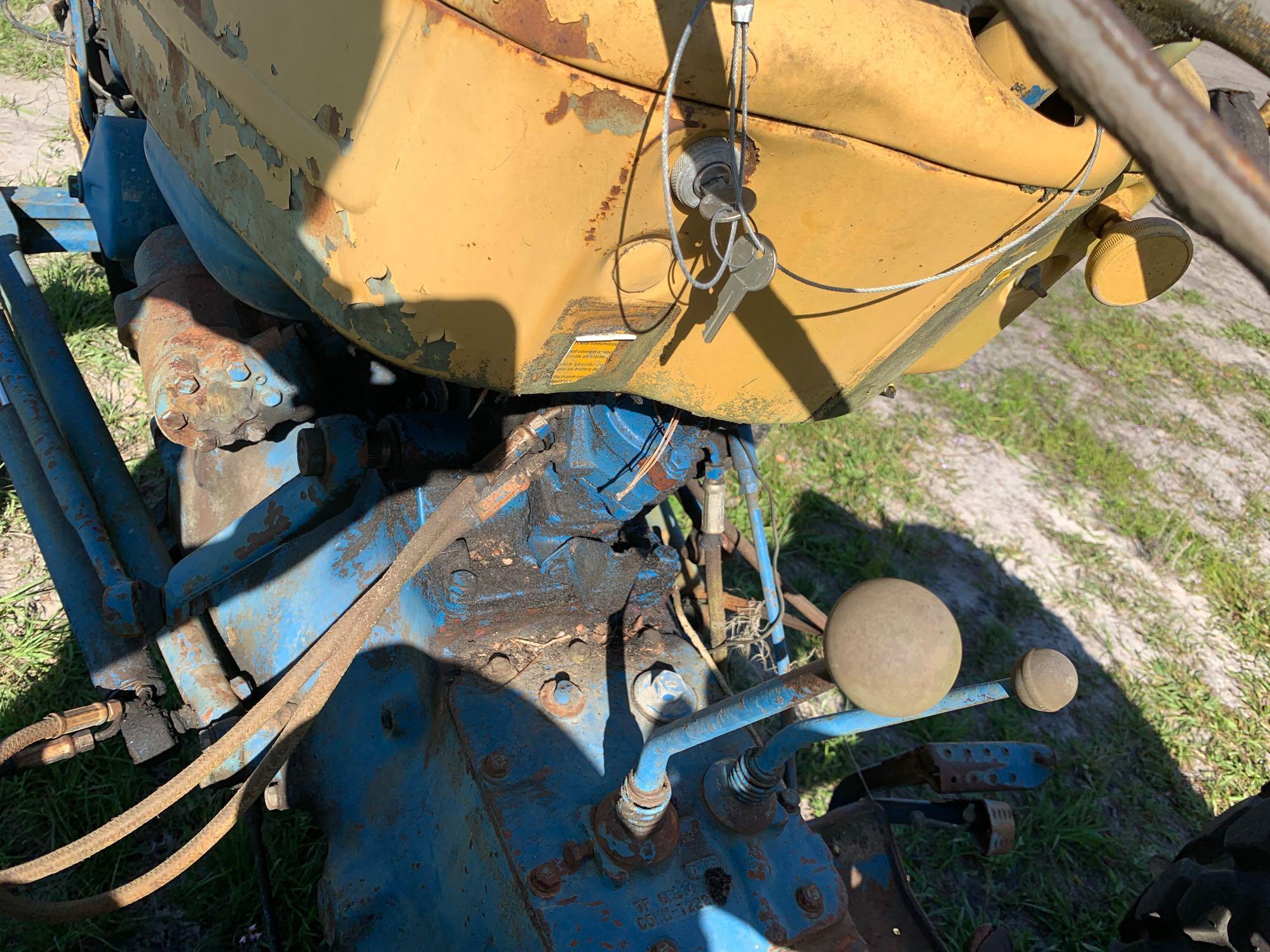 Ford 3400 Utility Tractor