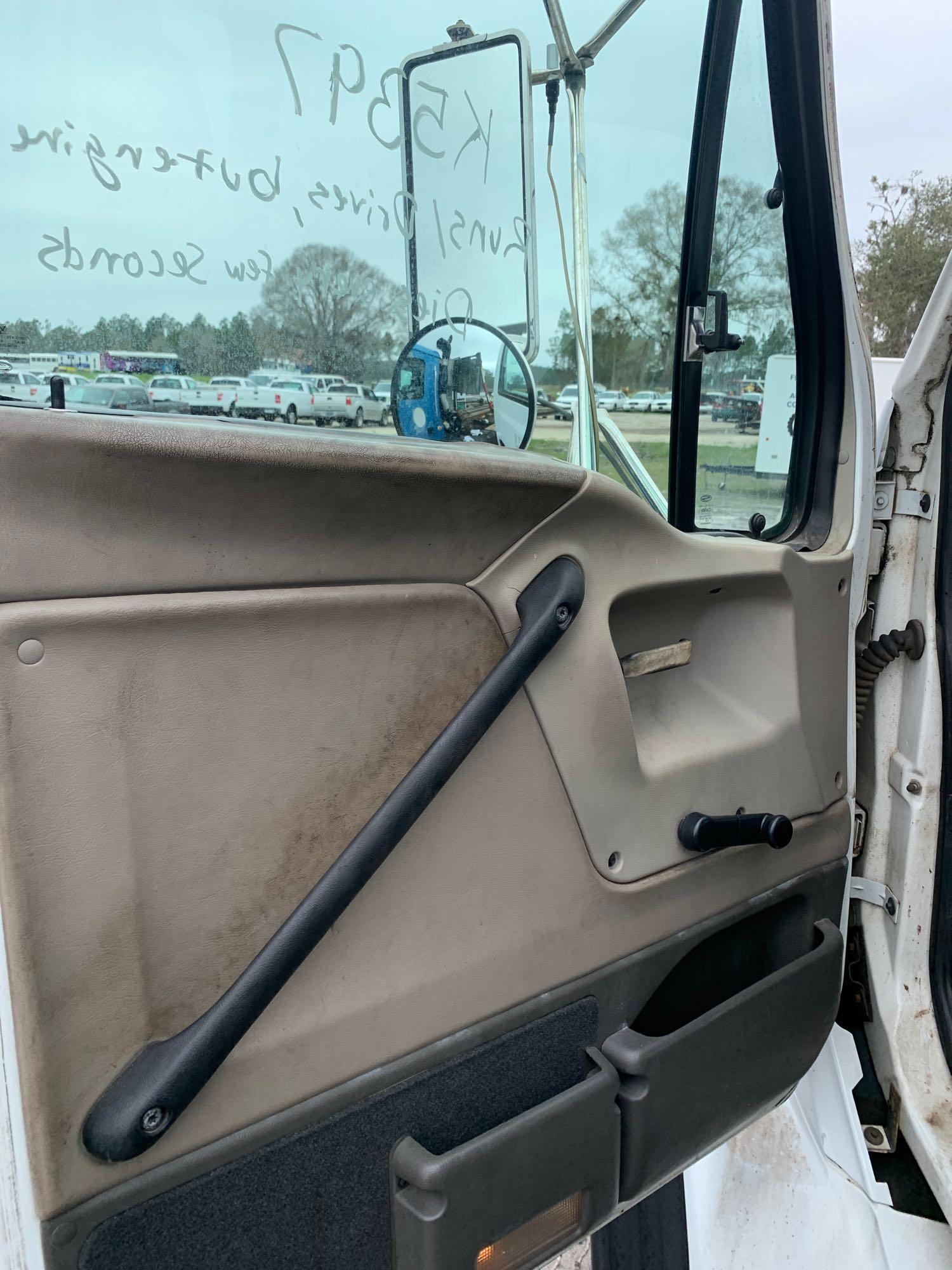 2003 Sterling L9500 Wet Kit T/A Day Cab Truck Tractor