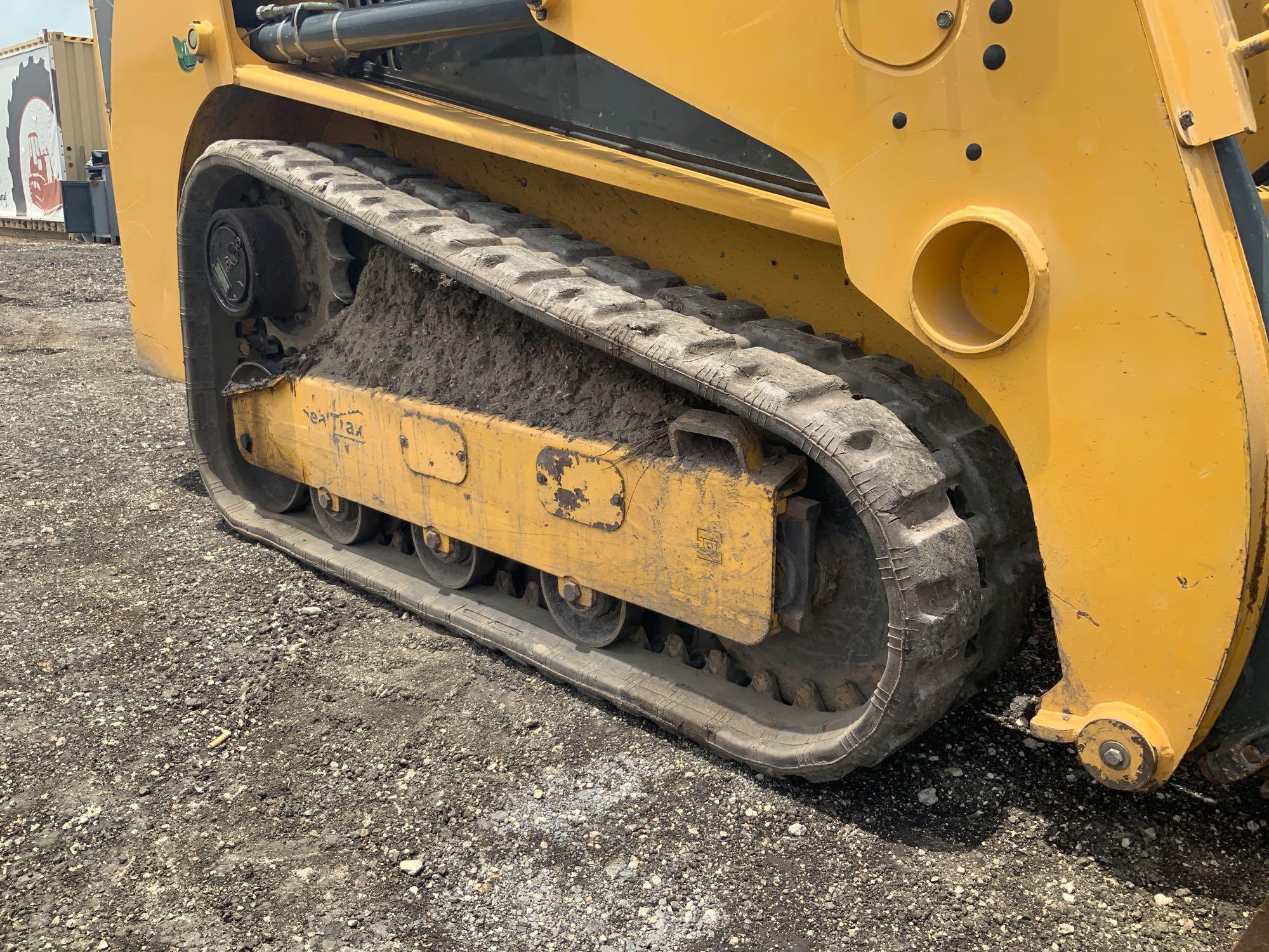 2016 GEHL RT175 Compact Track Loader Skid Steer