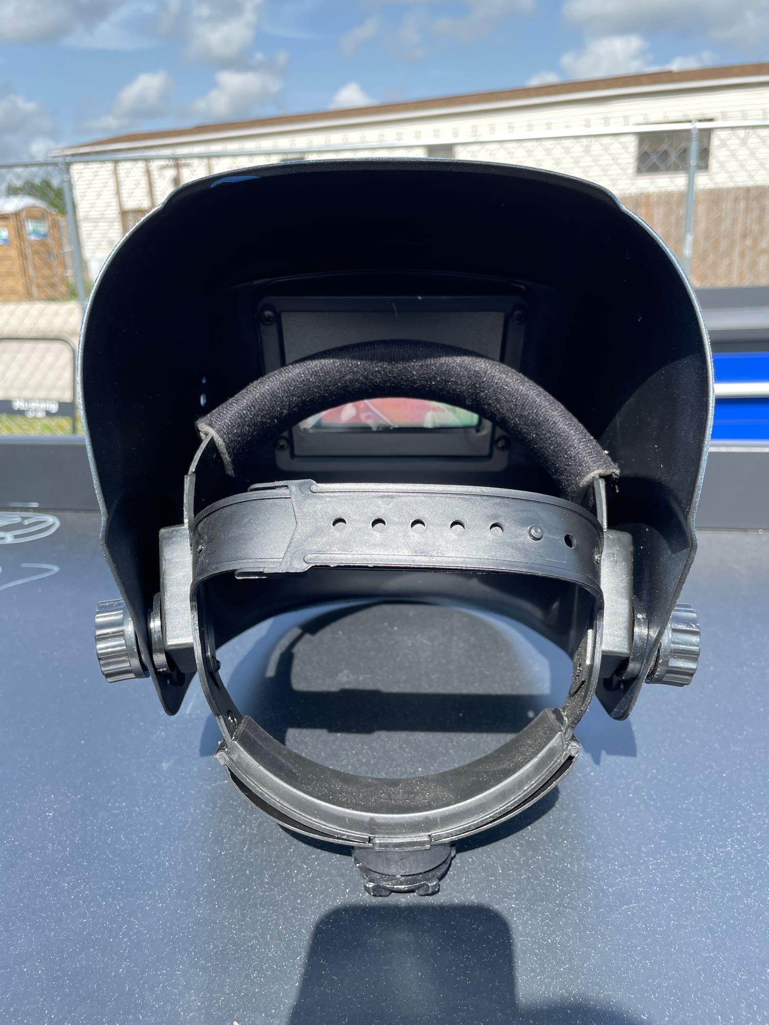 Unused Auto Darkening Welding Helmet