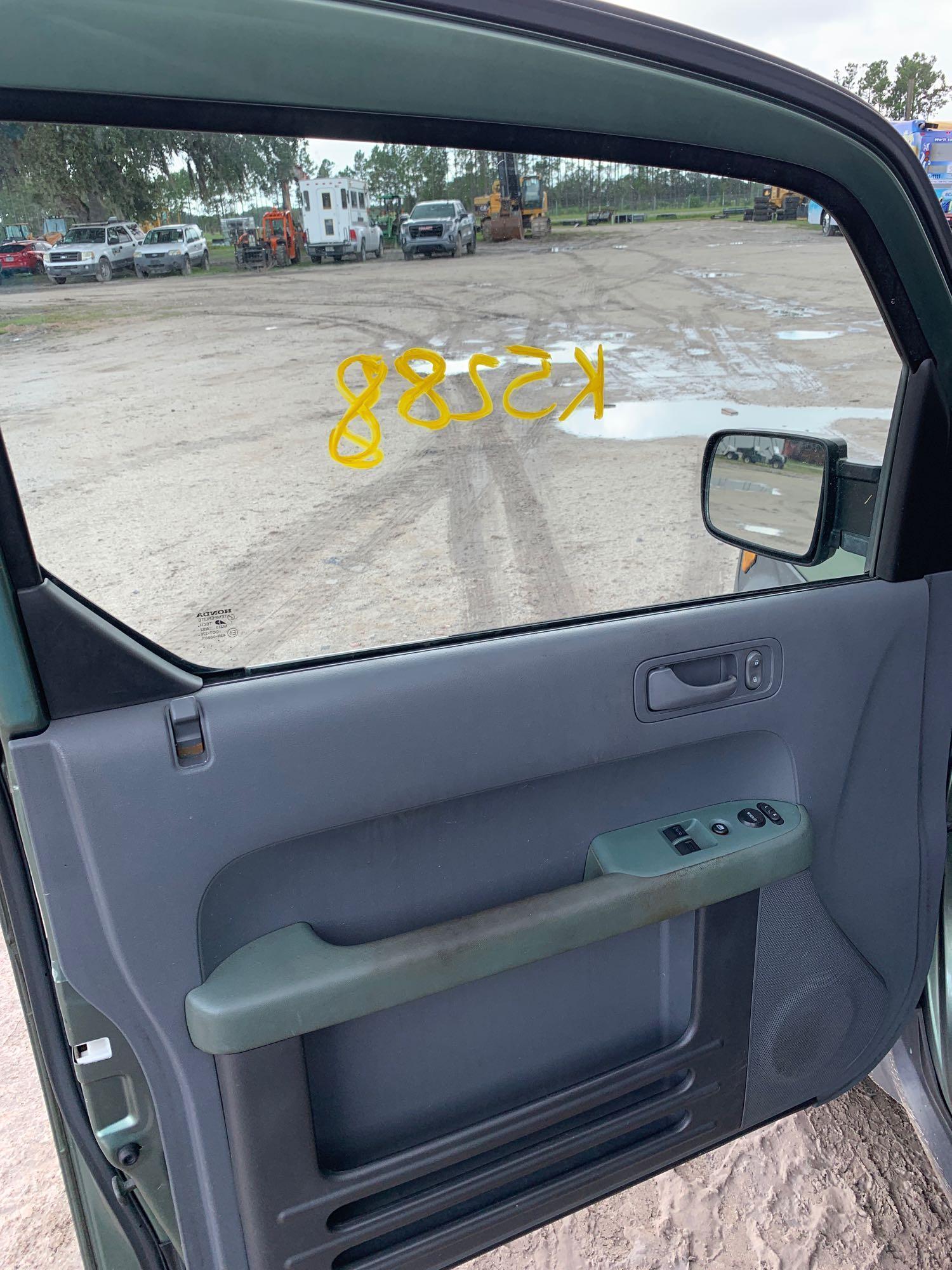 2003 Honda Element AWD Sport Utility Vehicle