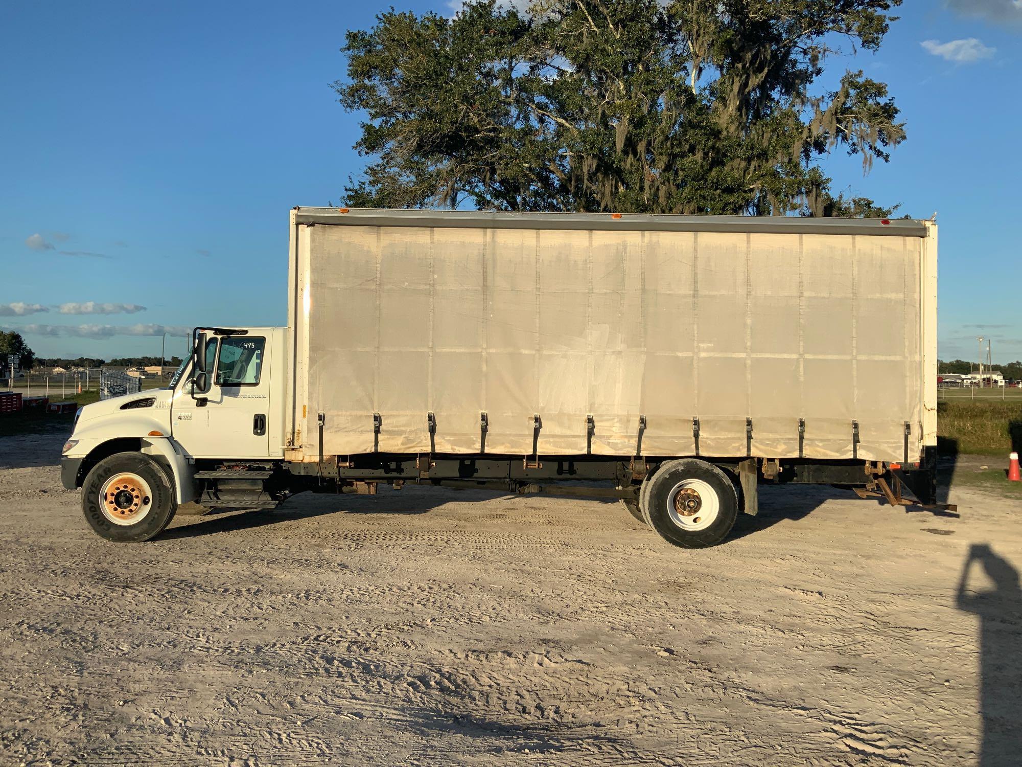 2004 International 4400 Open Sides Box Truck