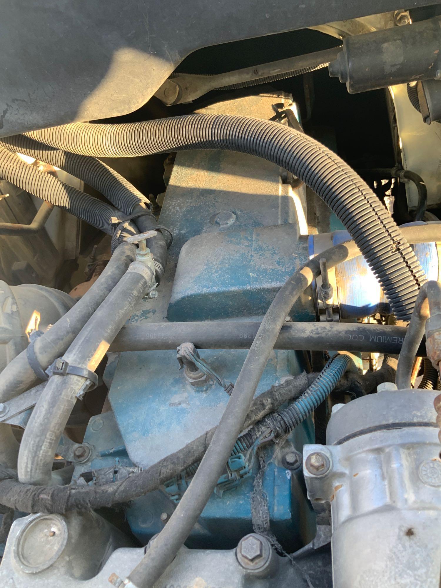2004 International 4400 Open Sides Box Truck