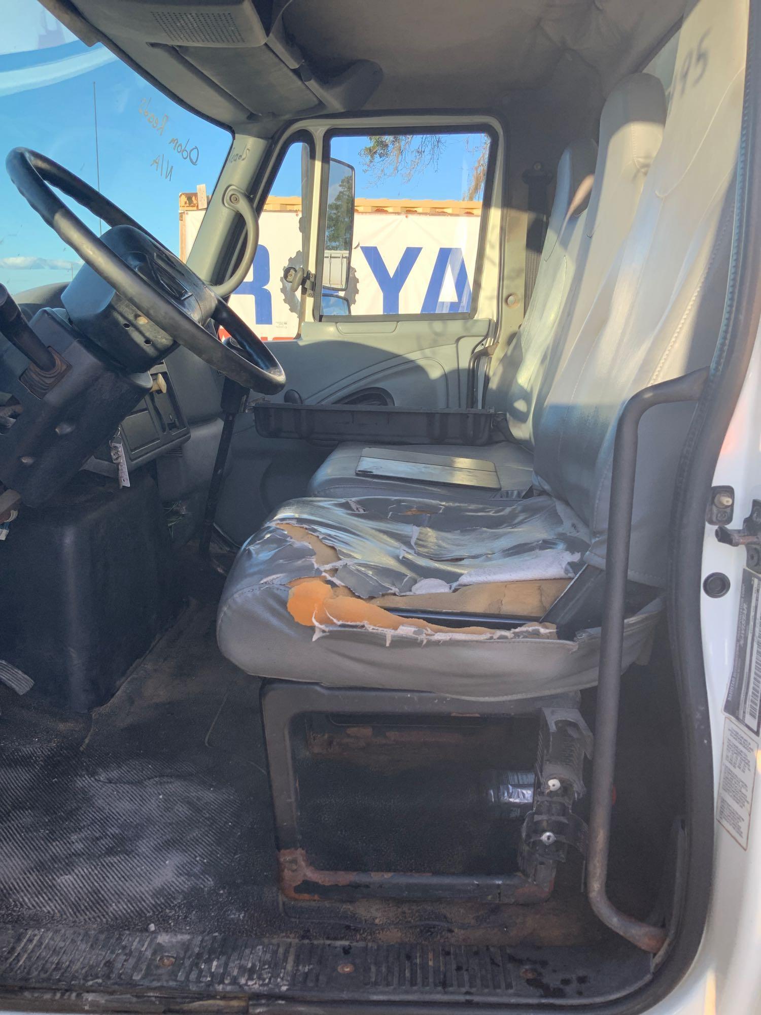 2004 International 4400 Open Sides Box Truck