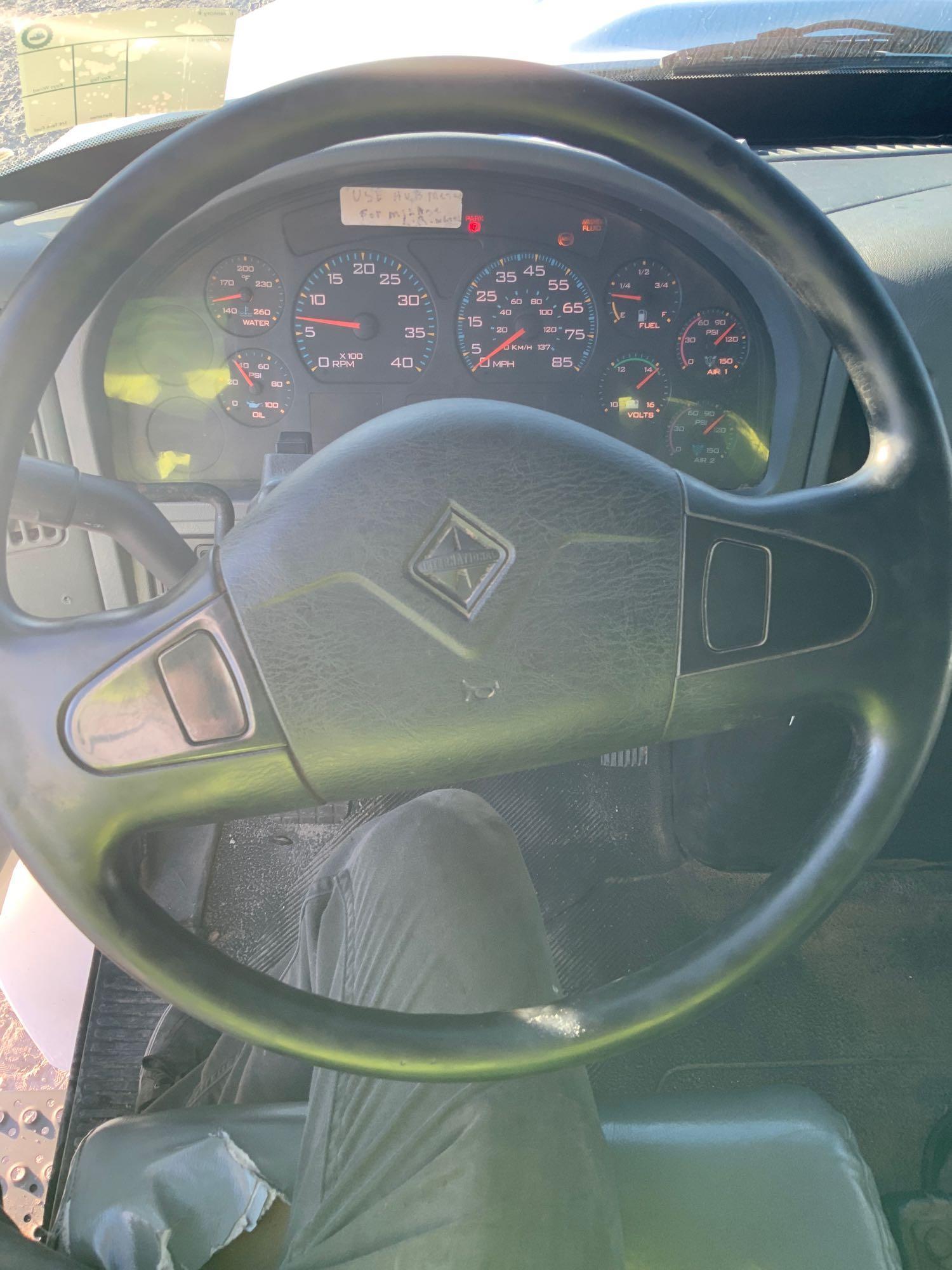 2004 International 4400 Open Sides Box Truck