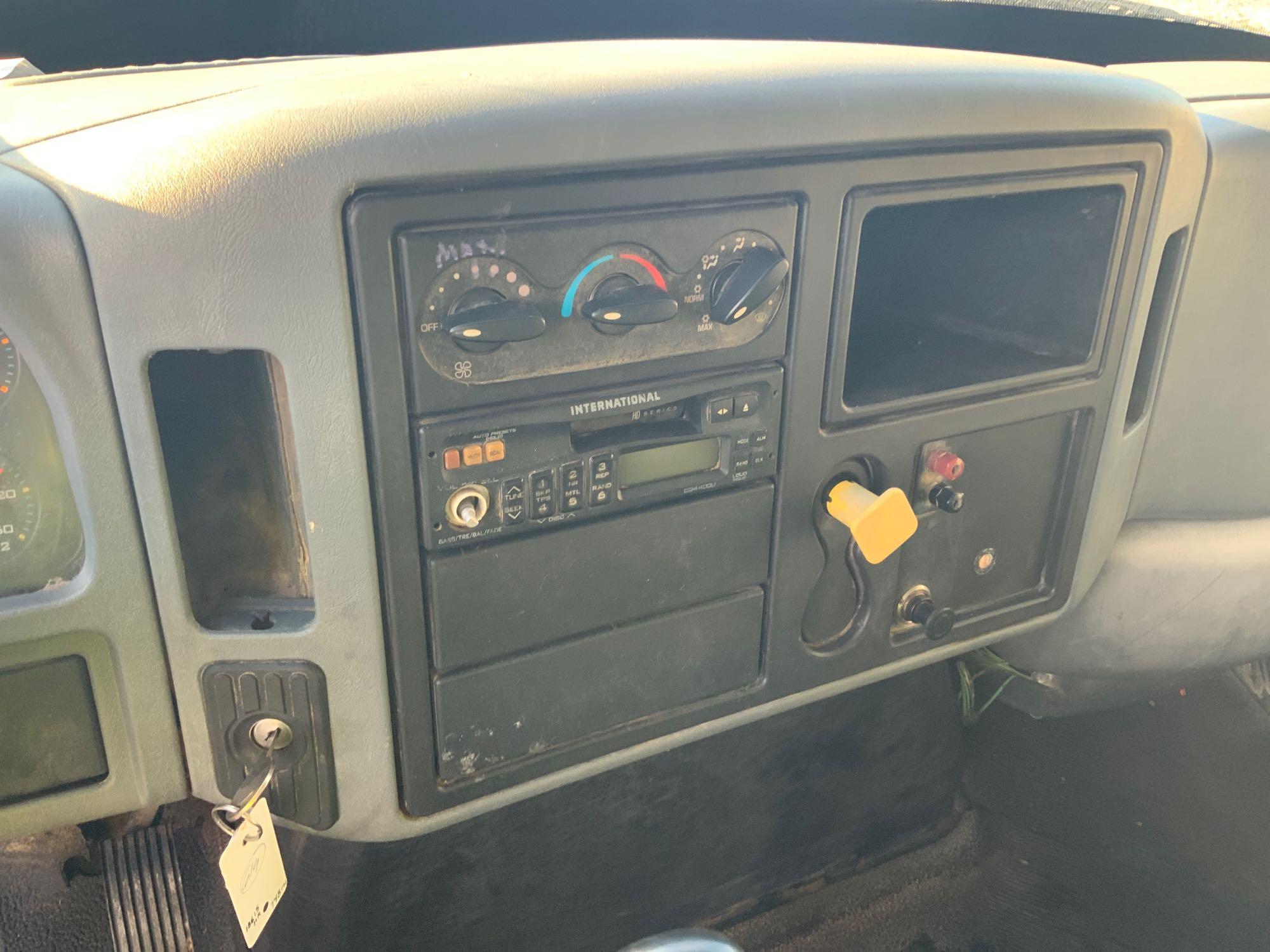 2004 International 4400 Open Sides Box Truck