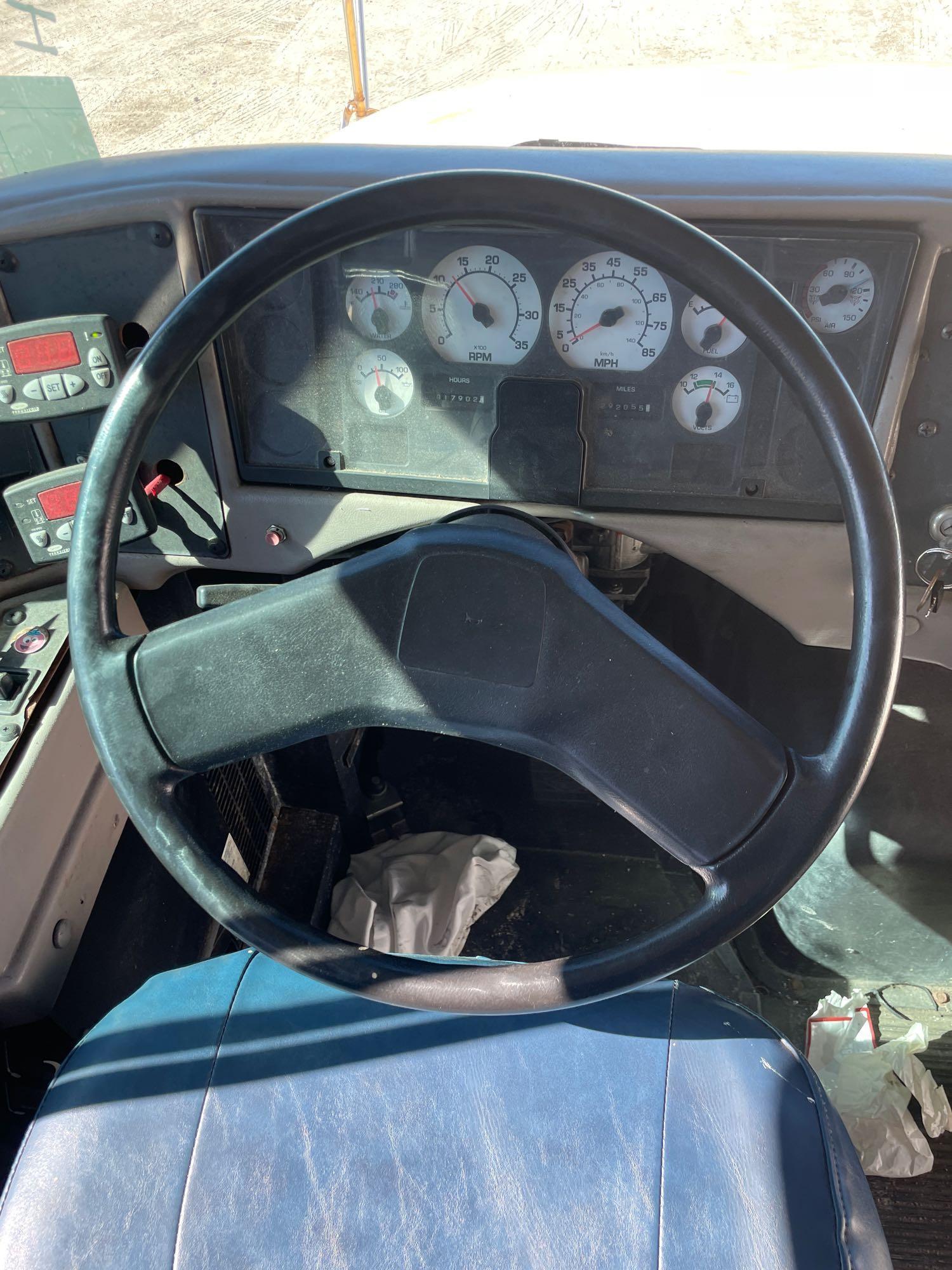 2003 IC Corporation 3000IC