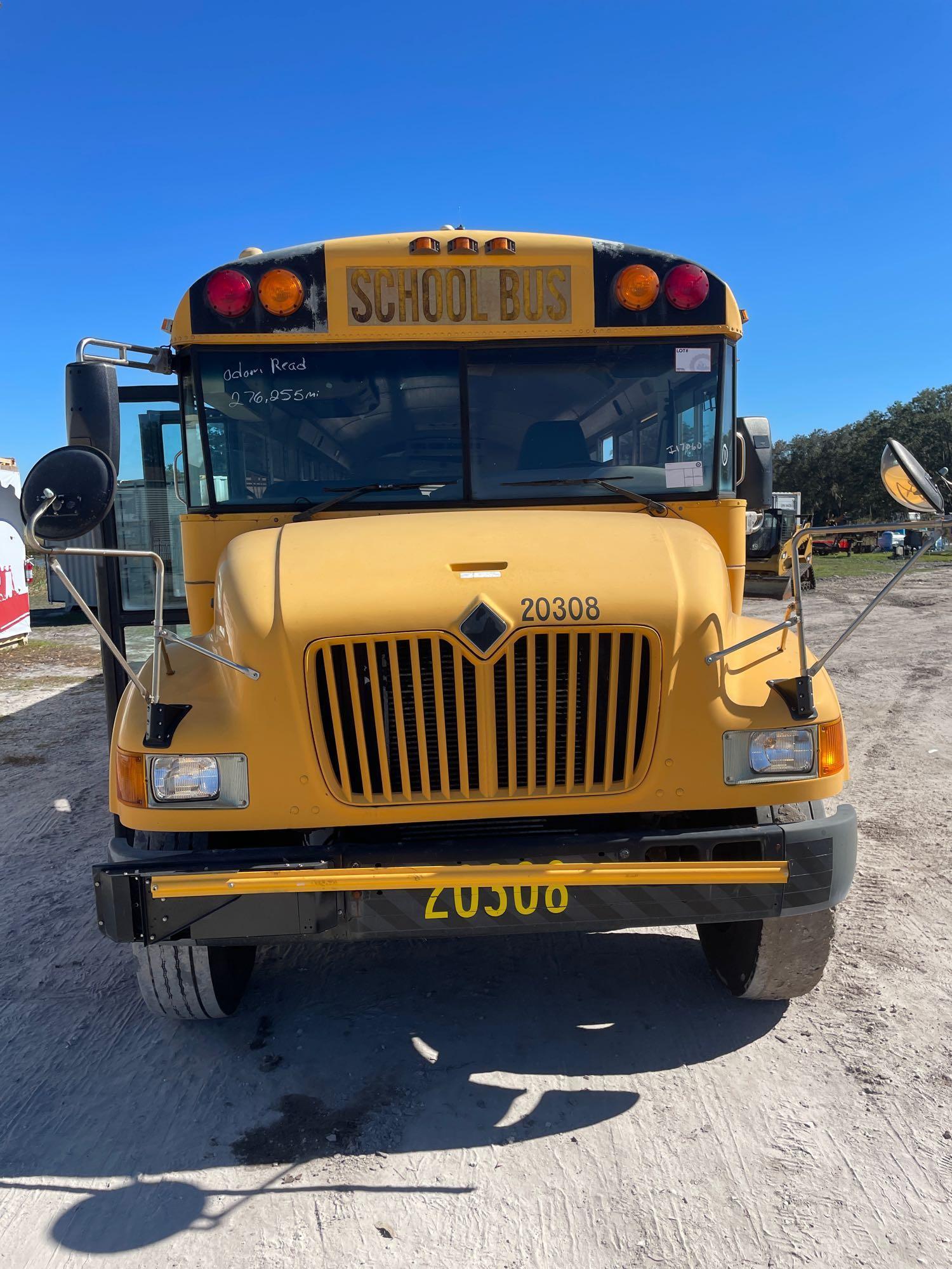 2003 IC Corporation 3000IC 71 Passenger Bus