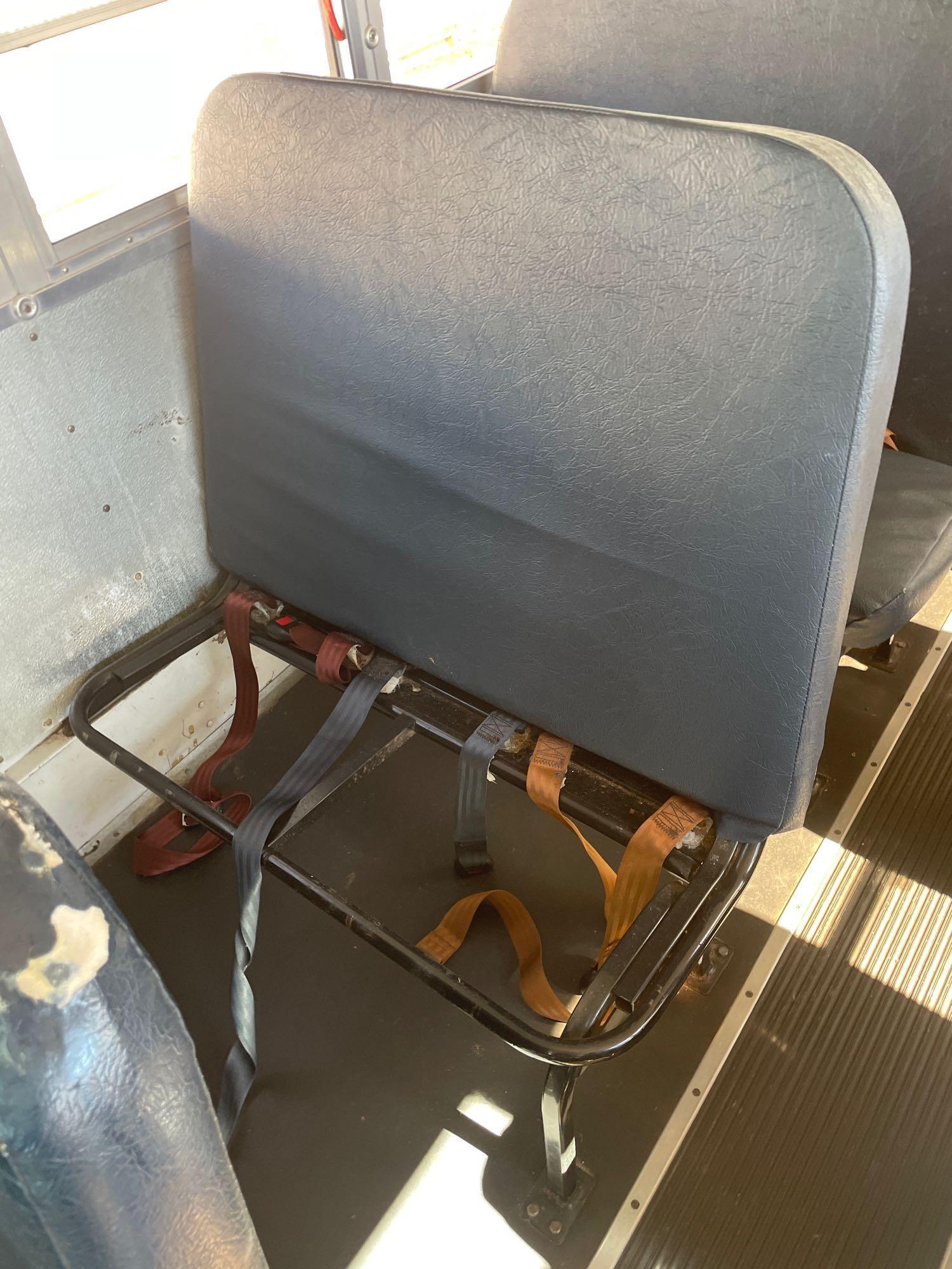 2003 IC Corporation 3000IC 71 Passenger Bus
