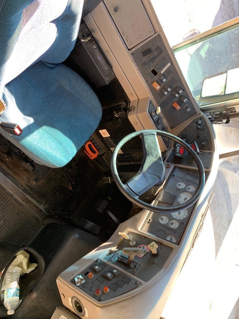 2003 IC Corporation 3000IC 66 Passenger Bus