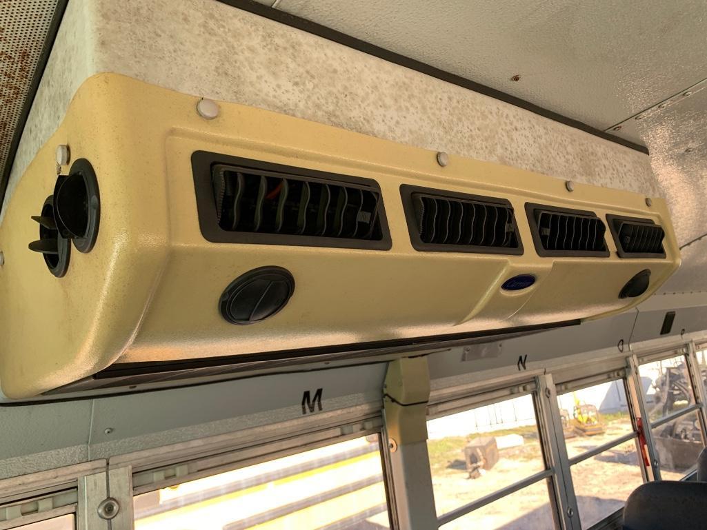 2003 IC Corporation 3000IC 66 Passenger Bus