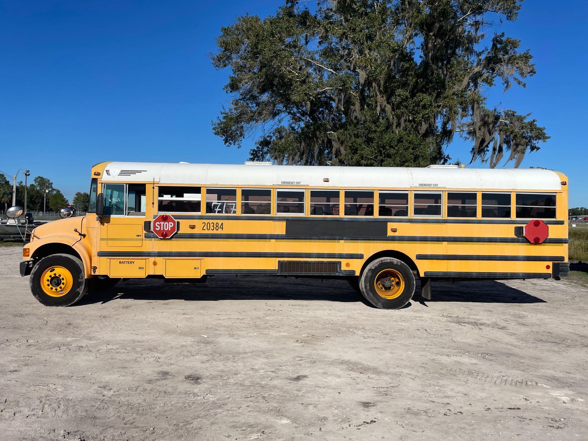 2003 IC Corporation 3000IC 72 Passenger Bus