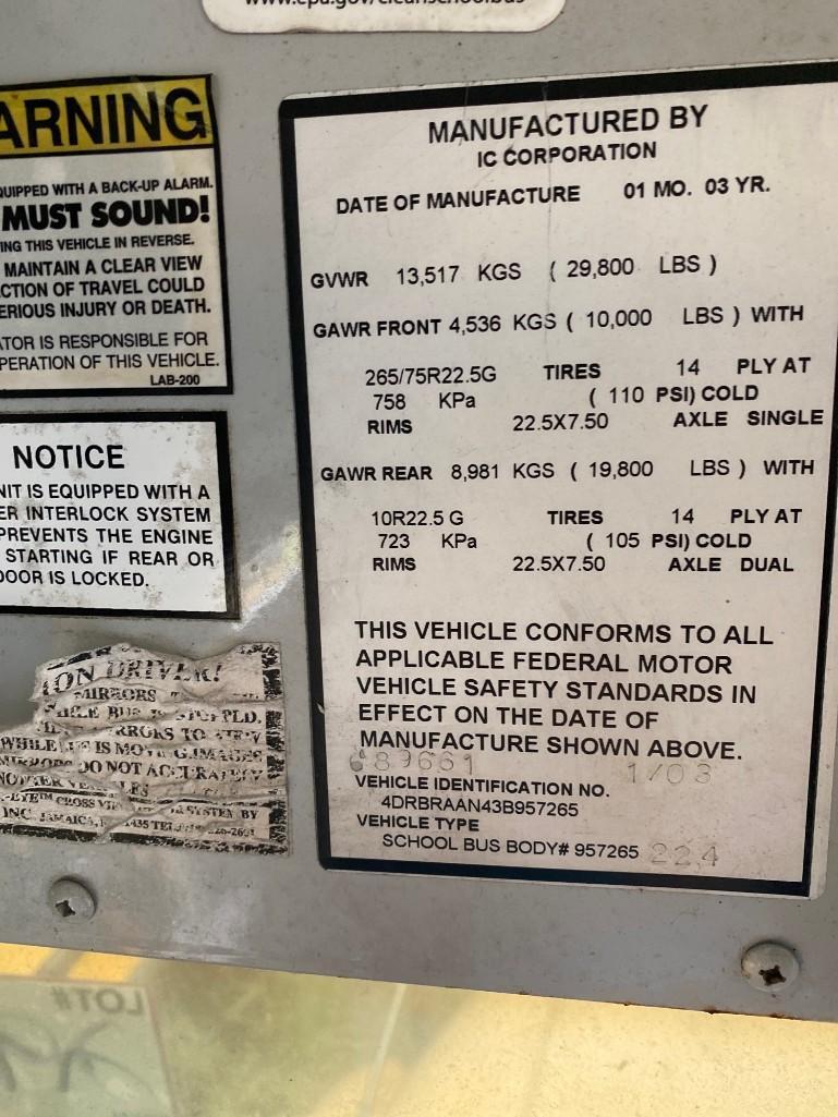 2003 IC Corporation 3000IC 72 Passenger Bus