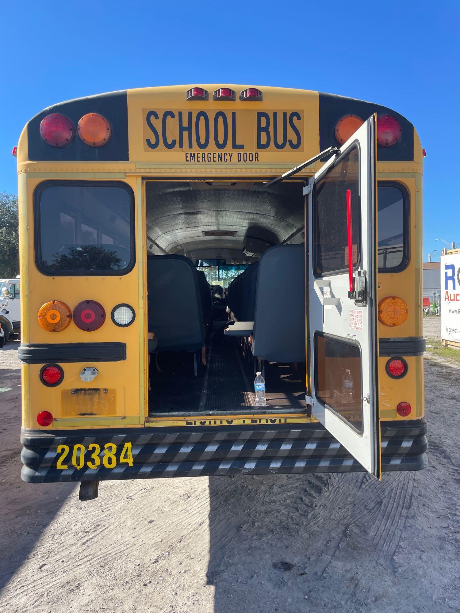 2003 IC Corporation 3000IC 72 Passenger Bus