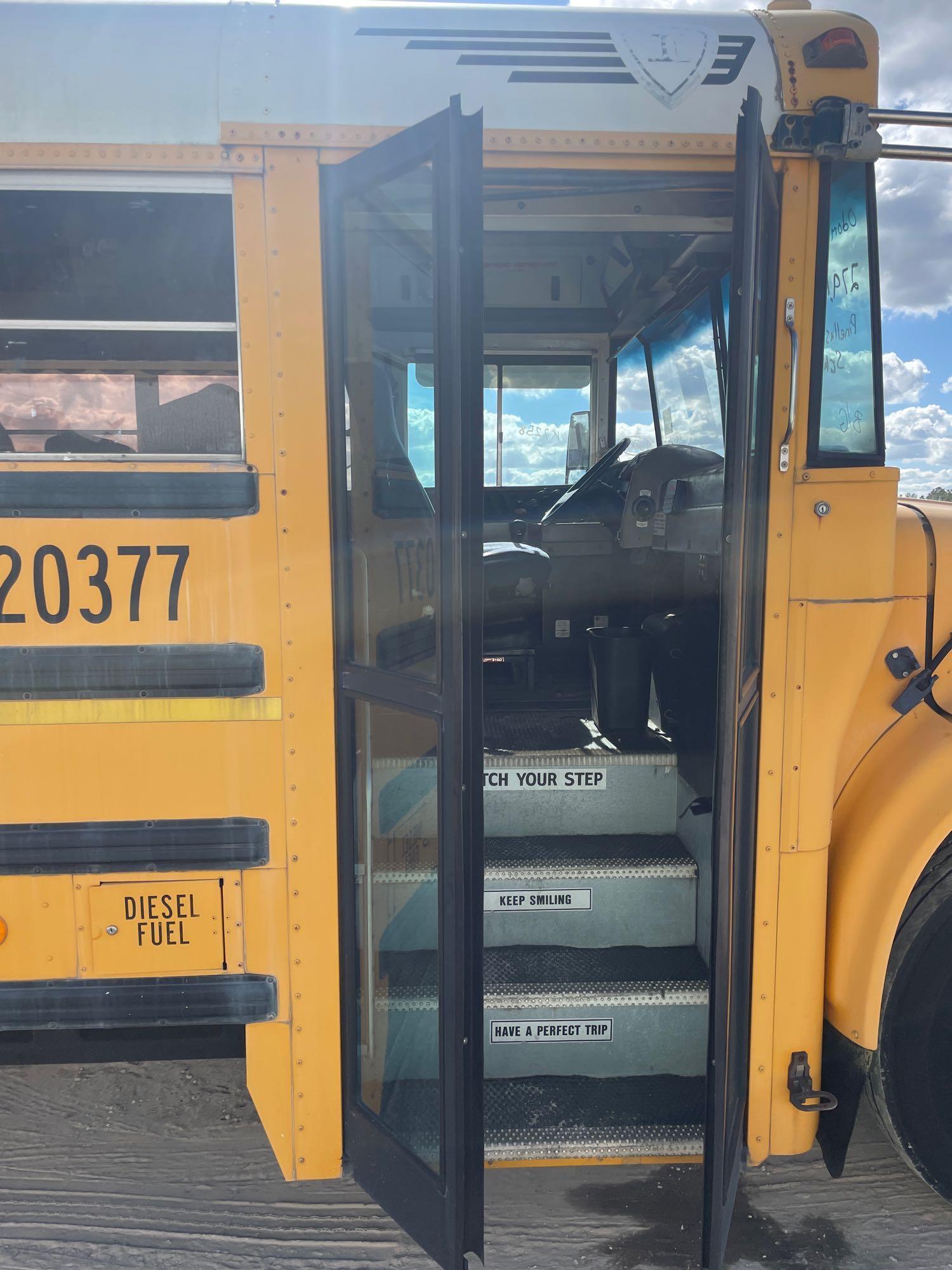 2003 IC Corporation 3000IC 71 Passenger Bus