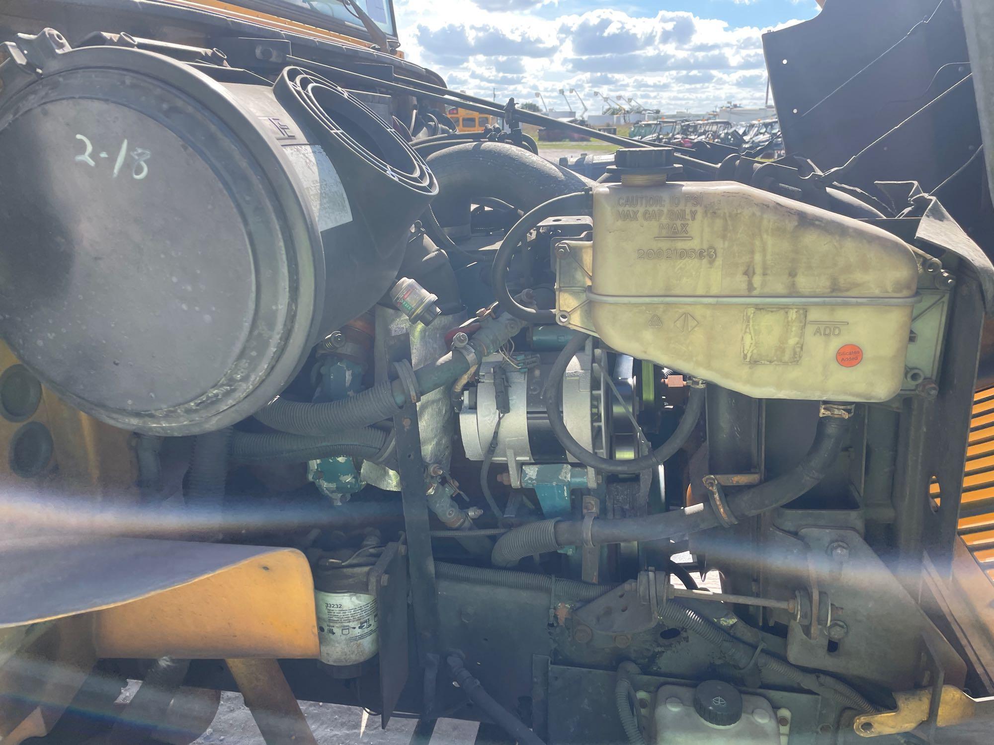 2003 IC Corporation 3000IC 71 Passenger Bus