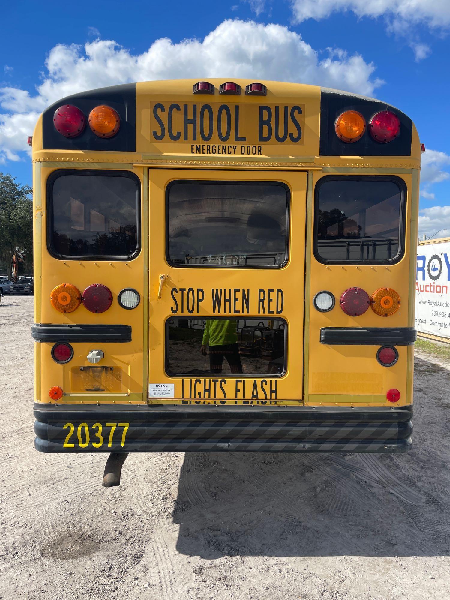 2003 IC Corporation 3000IC 71 Passenger Bus
