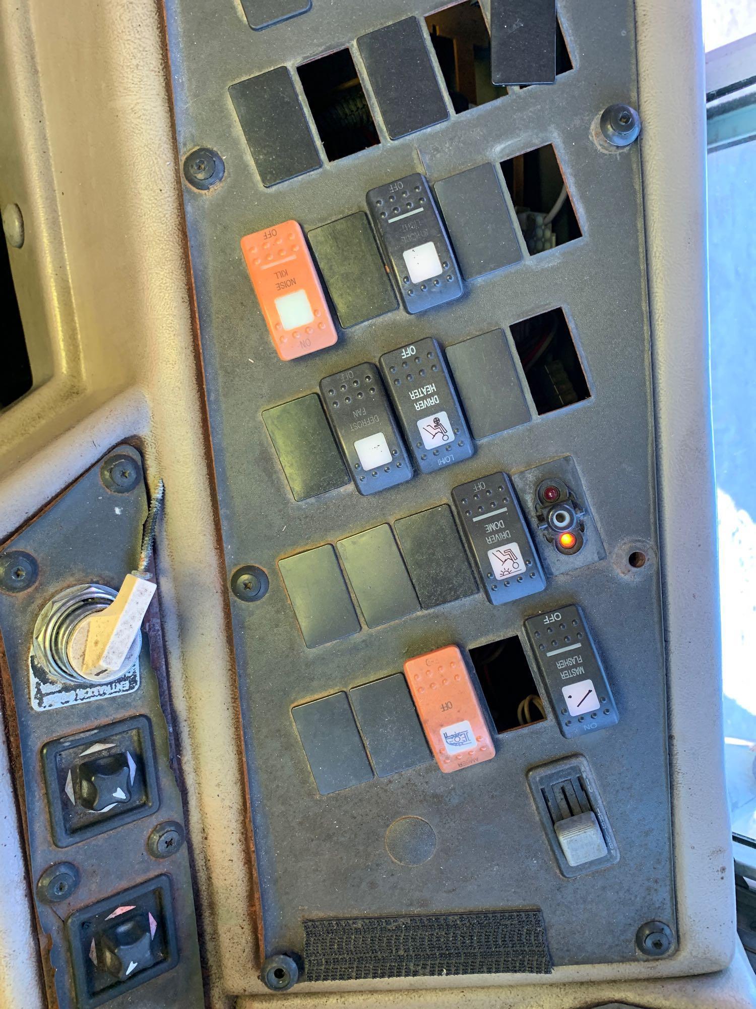 2003 IC Corporation 3000IC Passenger Bus